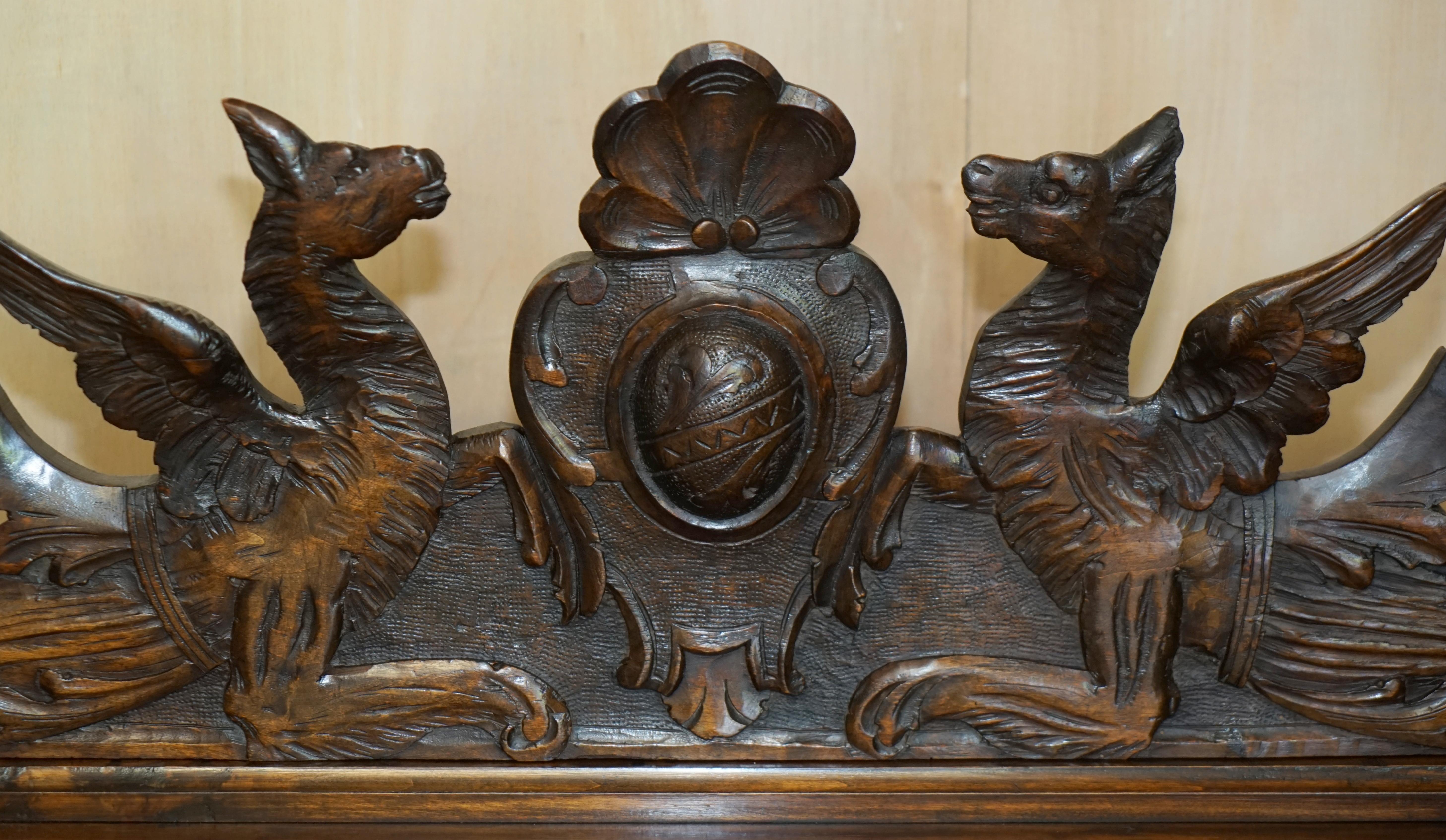 Mid-19th Century Antique Lion Griffon Carved Italian 1860 Monks Settle Bench Internal Storage For Sale