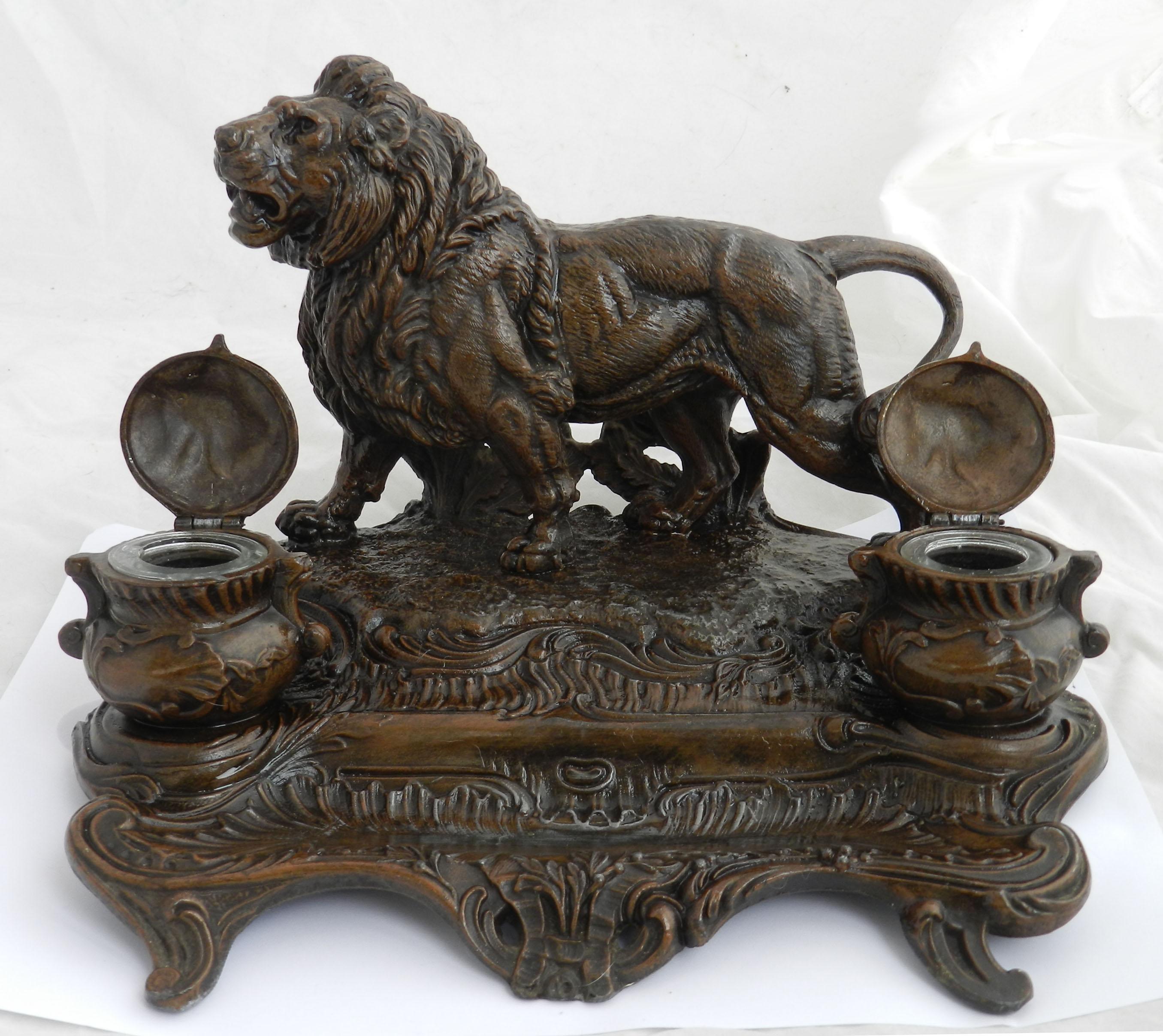 Antique Lion Inkwell Desk Inkstand Napoleon French c1890  In Good Condition For Sale In Mimizan, FR