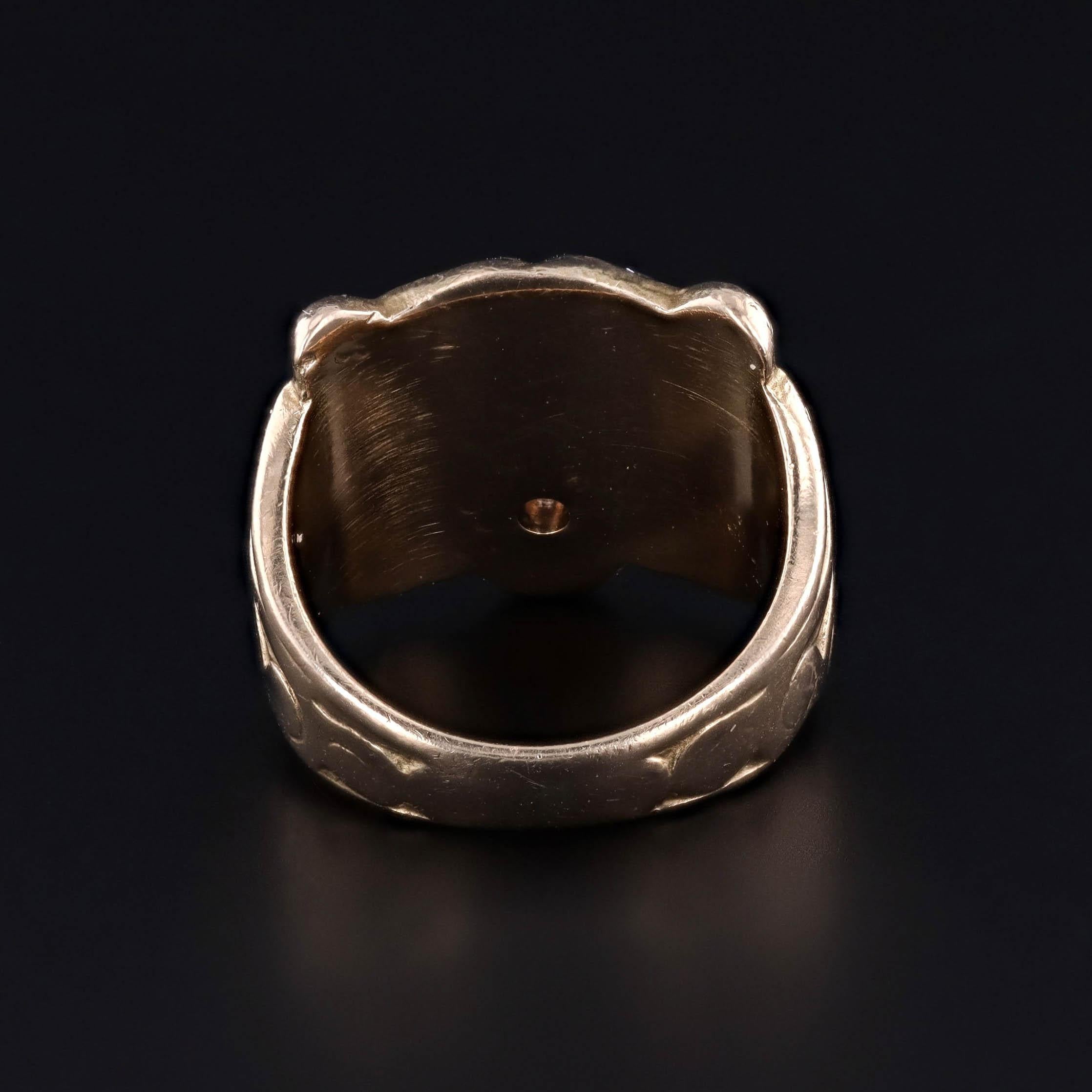 Bague lion ancienne en or 10 carats Bon état - En vente à Lewisburg, PA