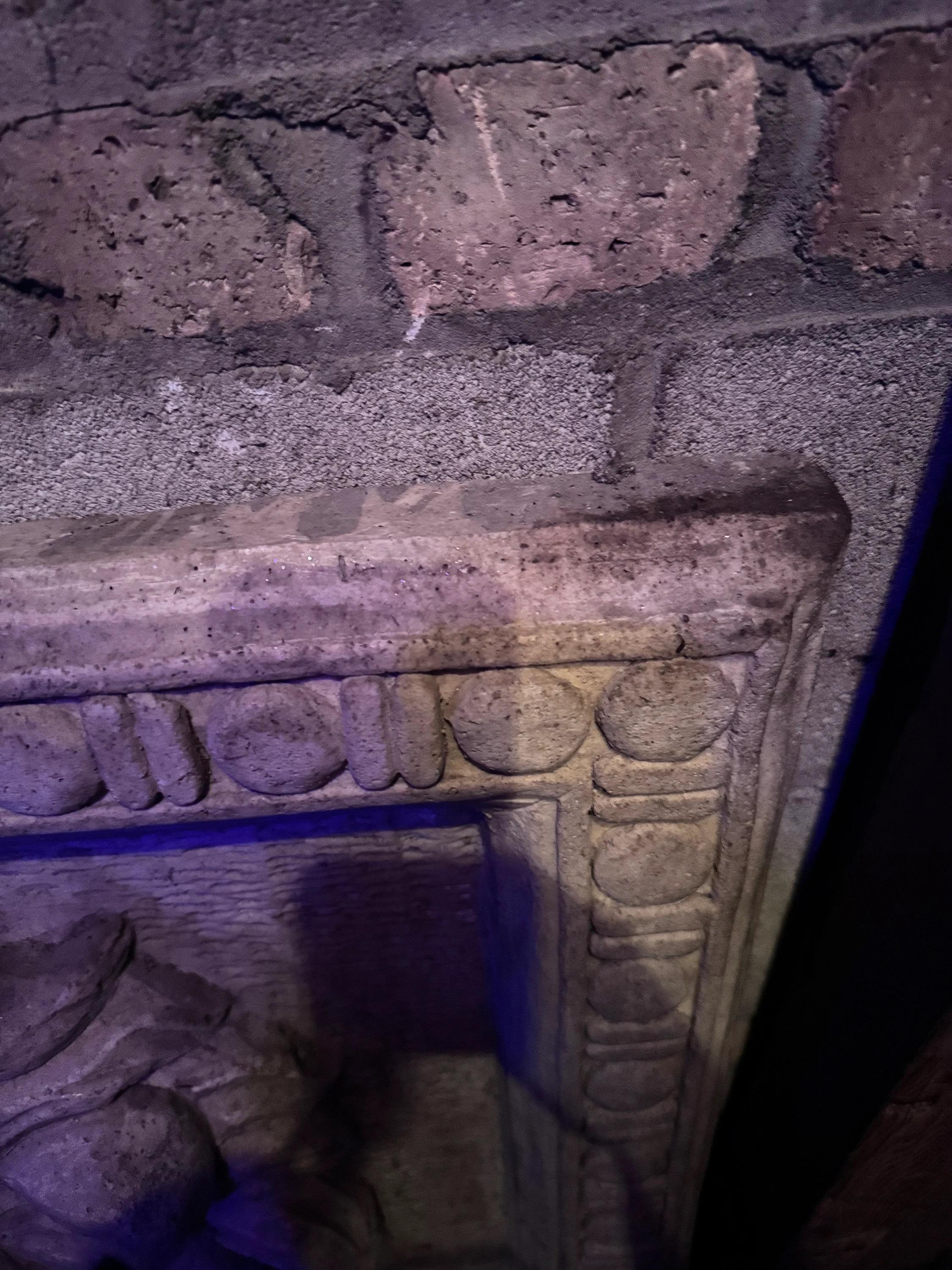 Antique Lion Stone Architectural Wall Salvage In Good Condition For Sale In Chicago, IL