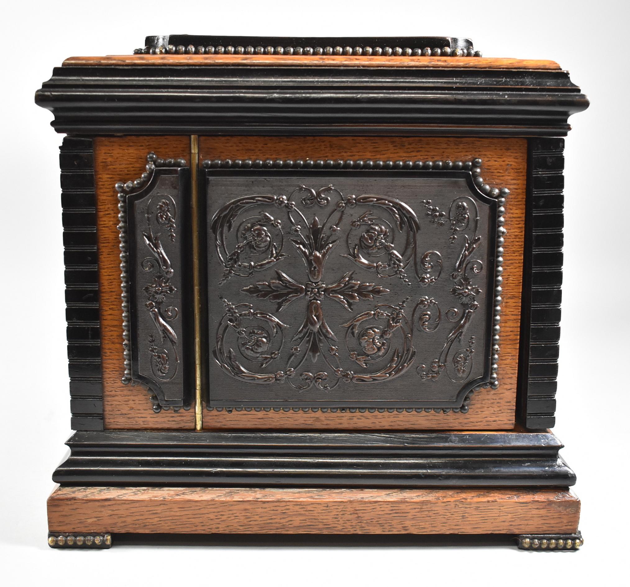 Antique Liquor Tantalus Box Oak With Guta Percha Images Cut Crystal Stemware (Glas) im Angebot