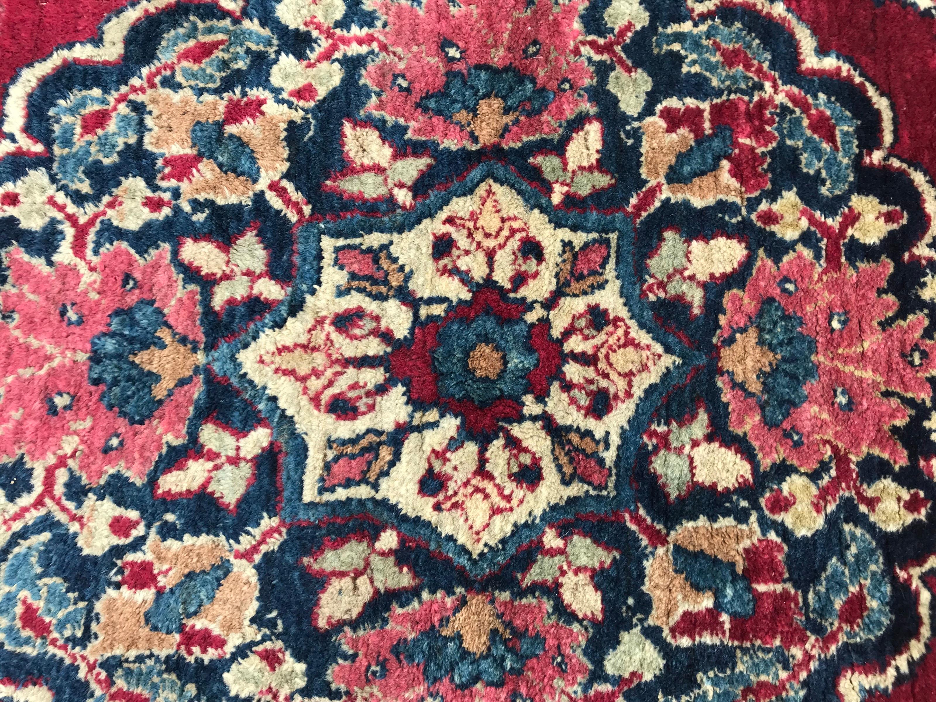 Petit tapis antique Dorokhsh en vente 1