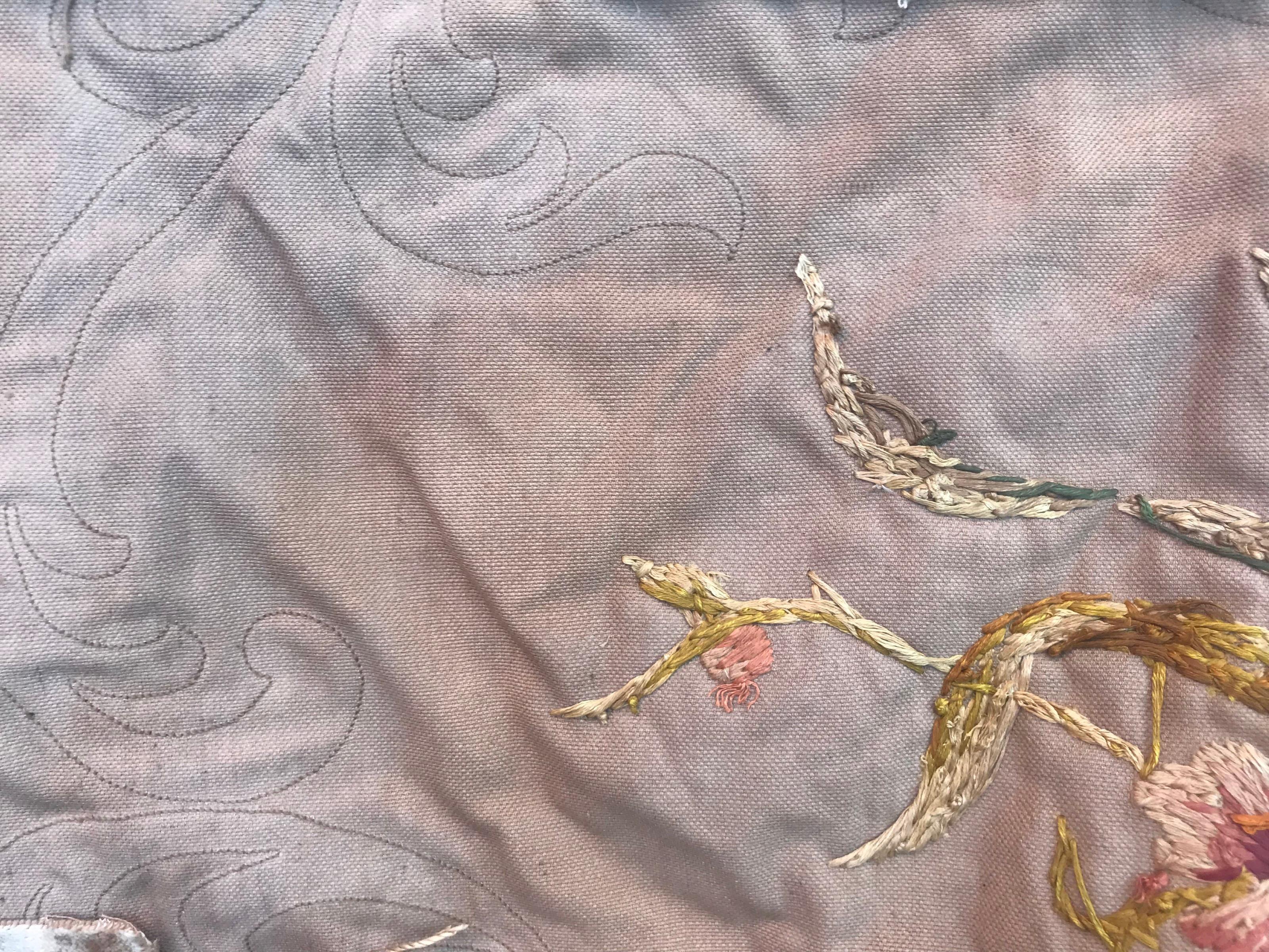 Petite broderie française ancienne en vente 1