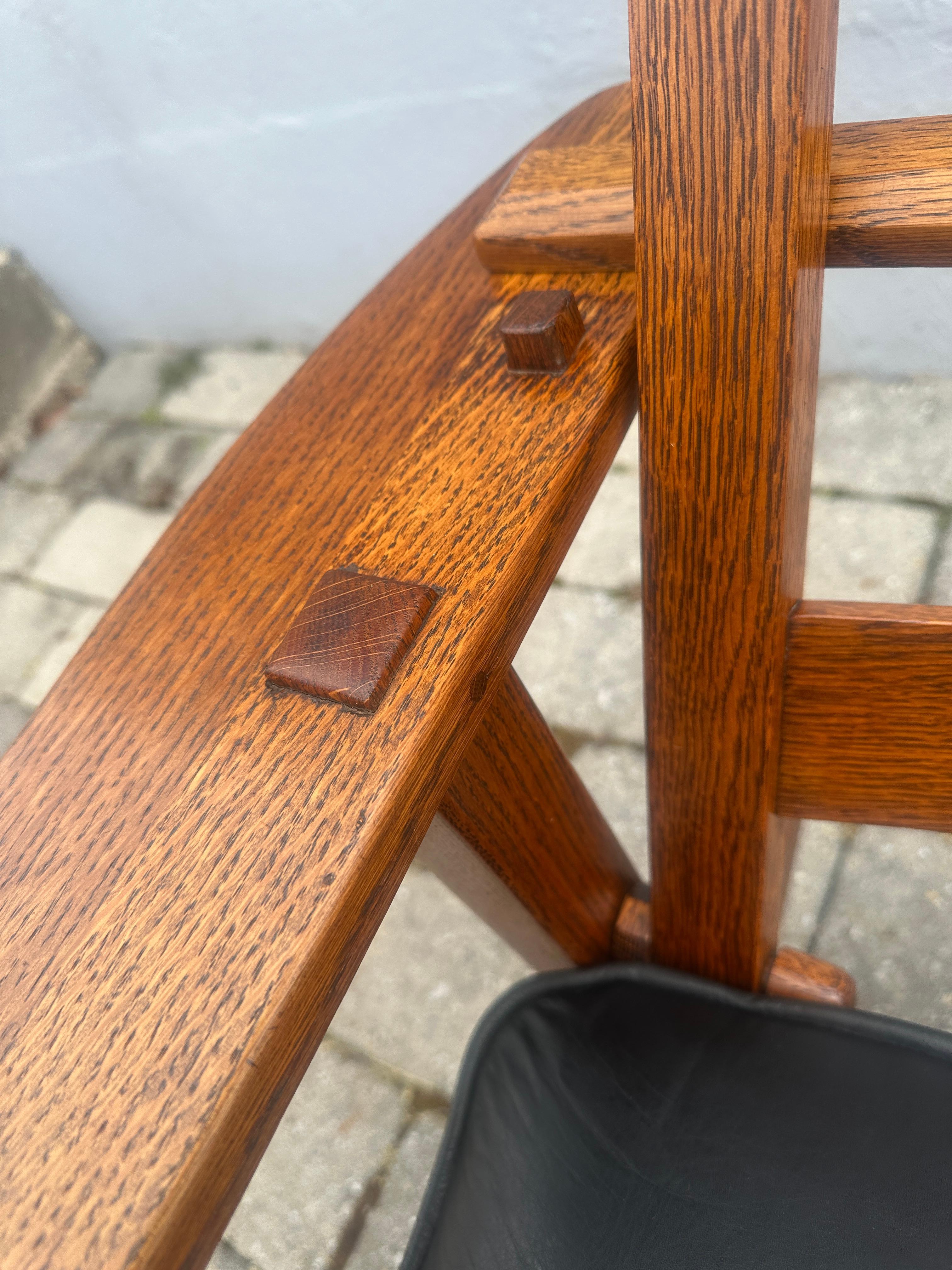 L&JG Stickley Arm Morris Rocker    20%   VENTE    VENTE    W7936 en vente 8
