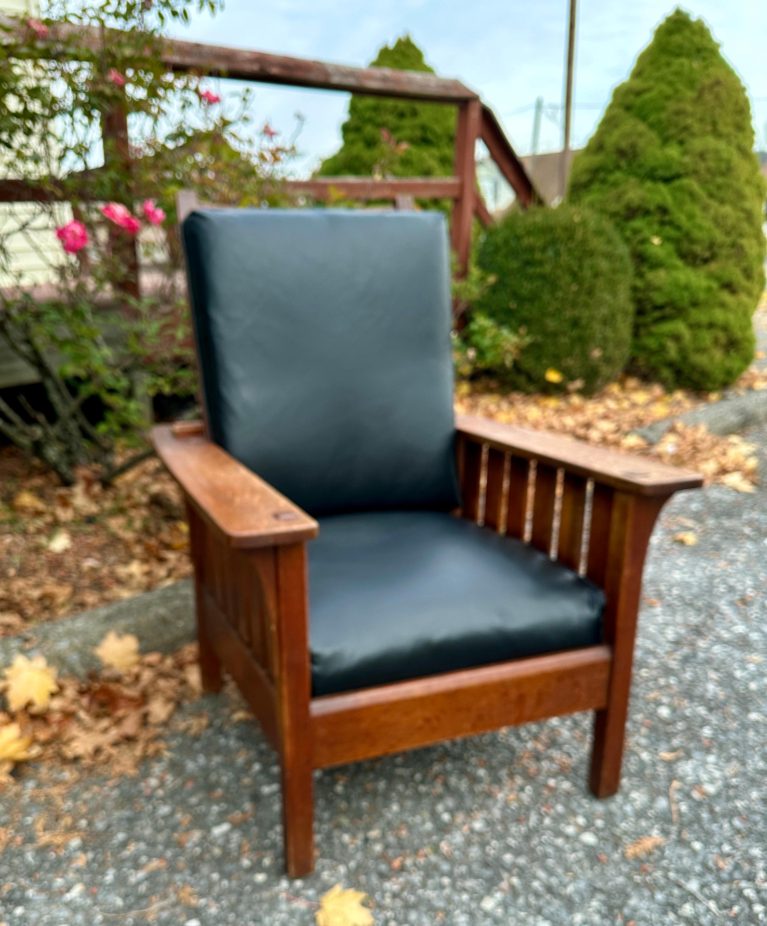 Antique L&JG STICKLEY Morris Chair, circa 1907 - W809    SALE 30% For Sale 3