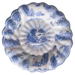 Antique Lobed Frankfurt Delft Chinoiserie Charger, c. 1700 Antique Lobed Frankfurt Delft Chinoiserie Charger, c. 1700