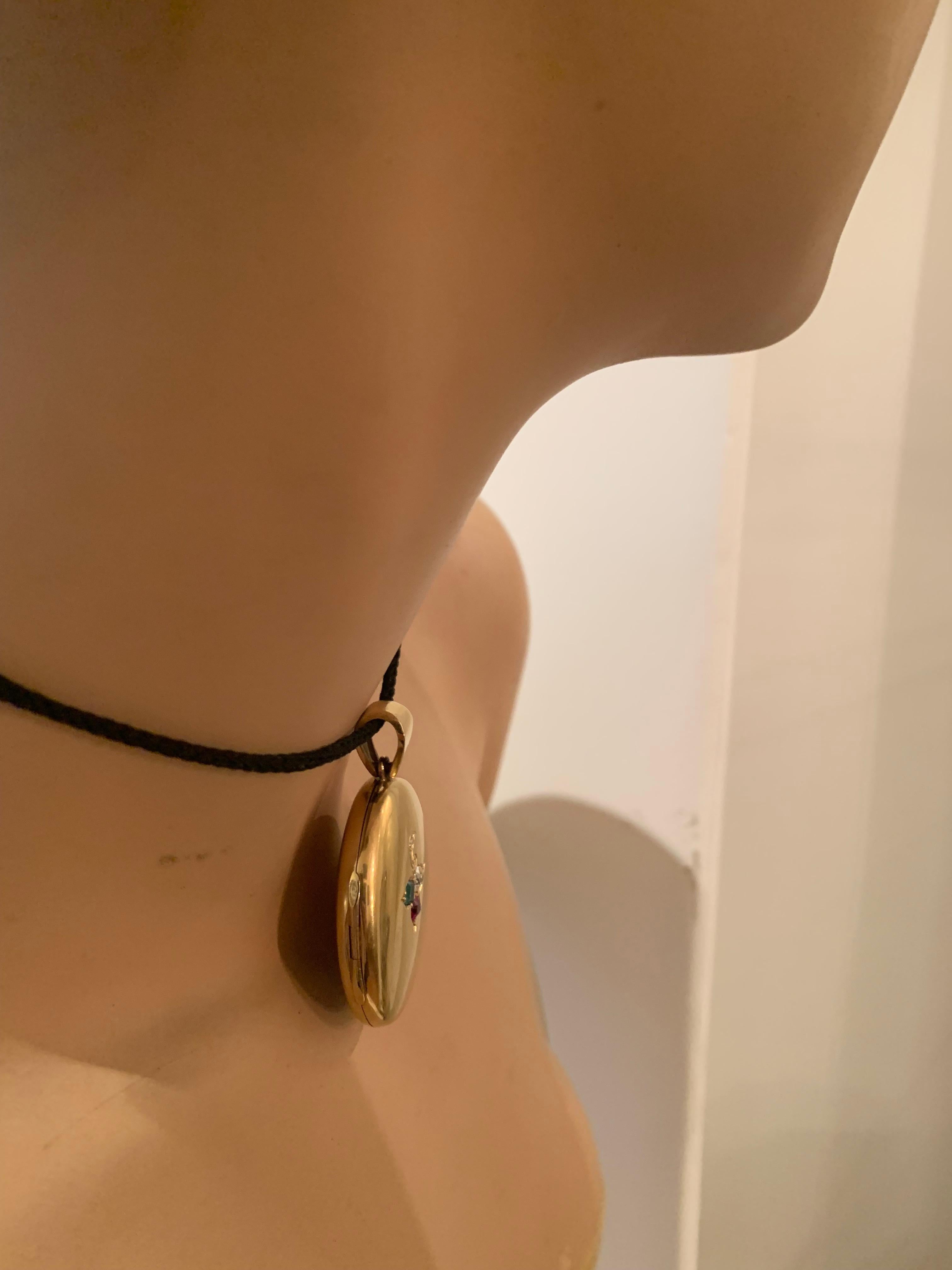Antike antike Medaillon-Anhänger 18 Karat Gold Smaragd Diamant Rubin Trefoil Initialen SWB 3