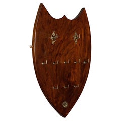 Tableau de maître de chambre antique de Lodge Keymaster, continental, noyer, bouclier à clé, victorien