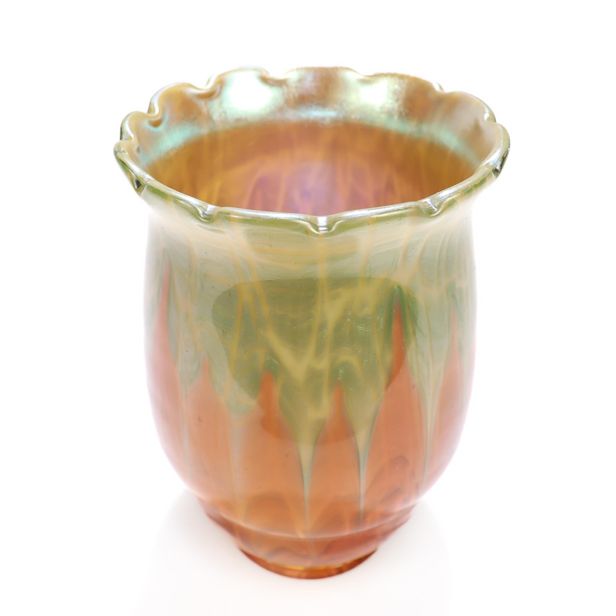 Abat-jour ancien en verre d'art Loetz Glass Titania Genre 4212 en vente 2