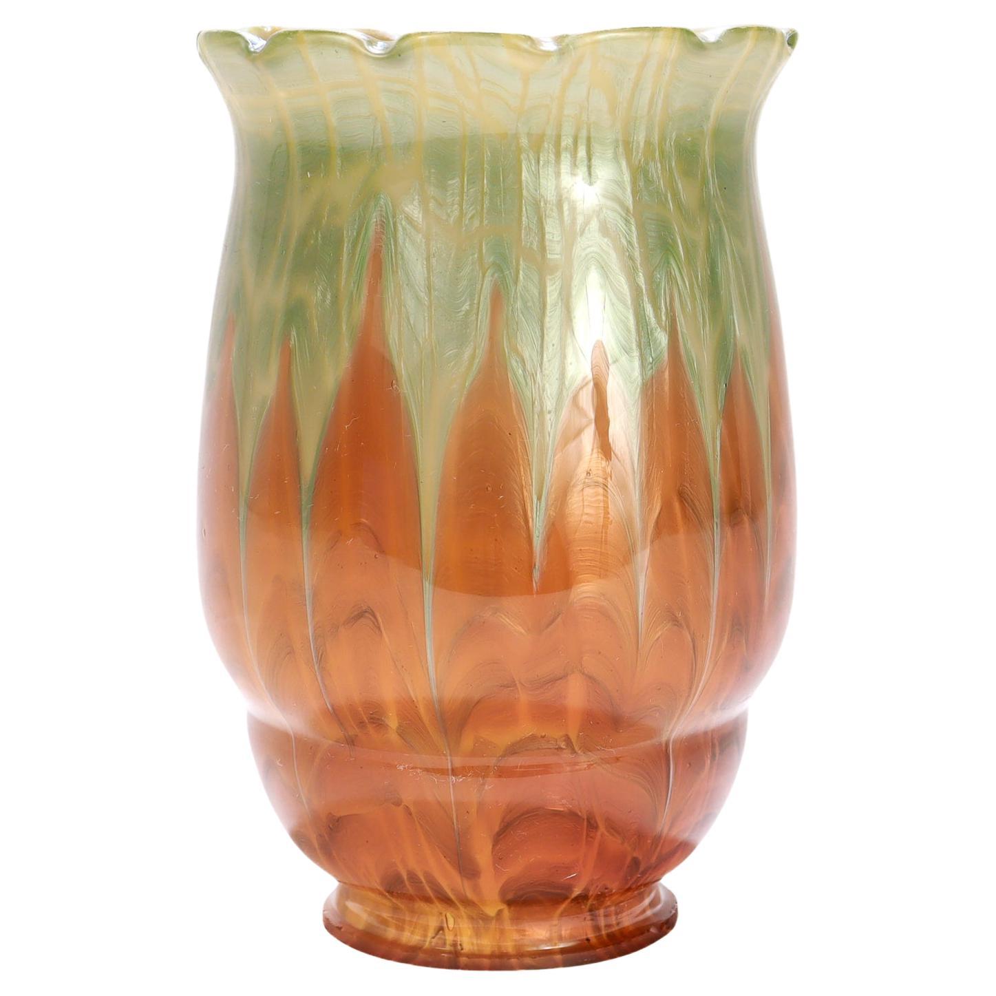 Abat-jour ancien en verre d'art Loetz Glass Titania Genre 4212 en vente
