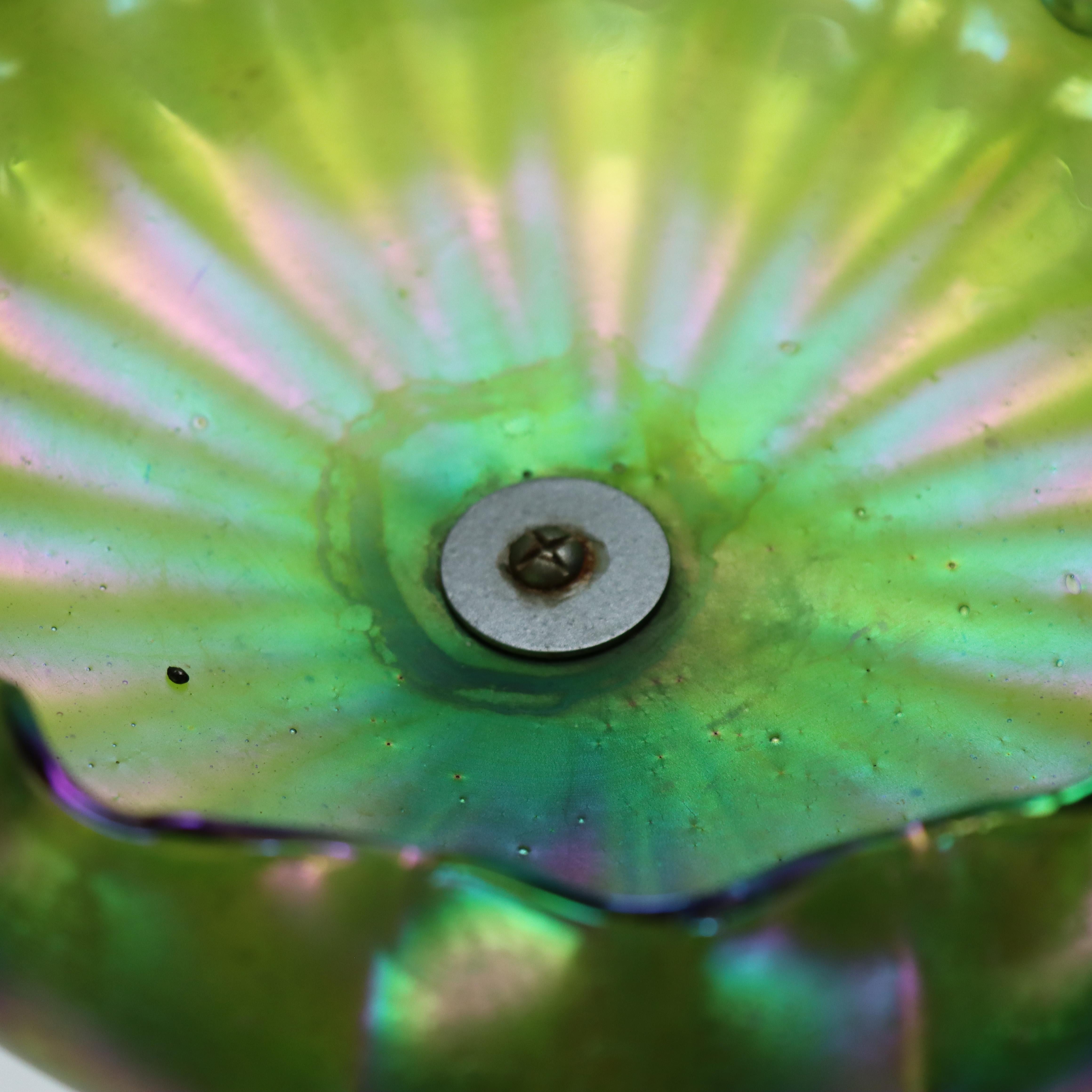 Antica composta Loetz Art Nouveau con ciotola in vetro verde iridescente c1890 in vendita 7