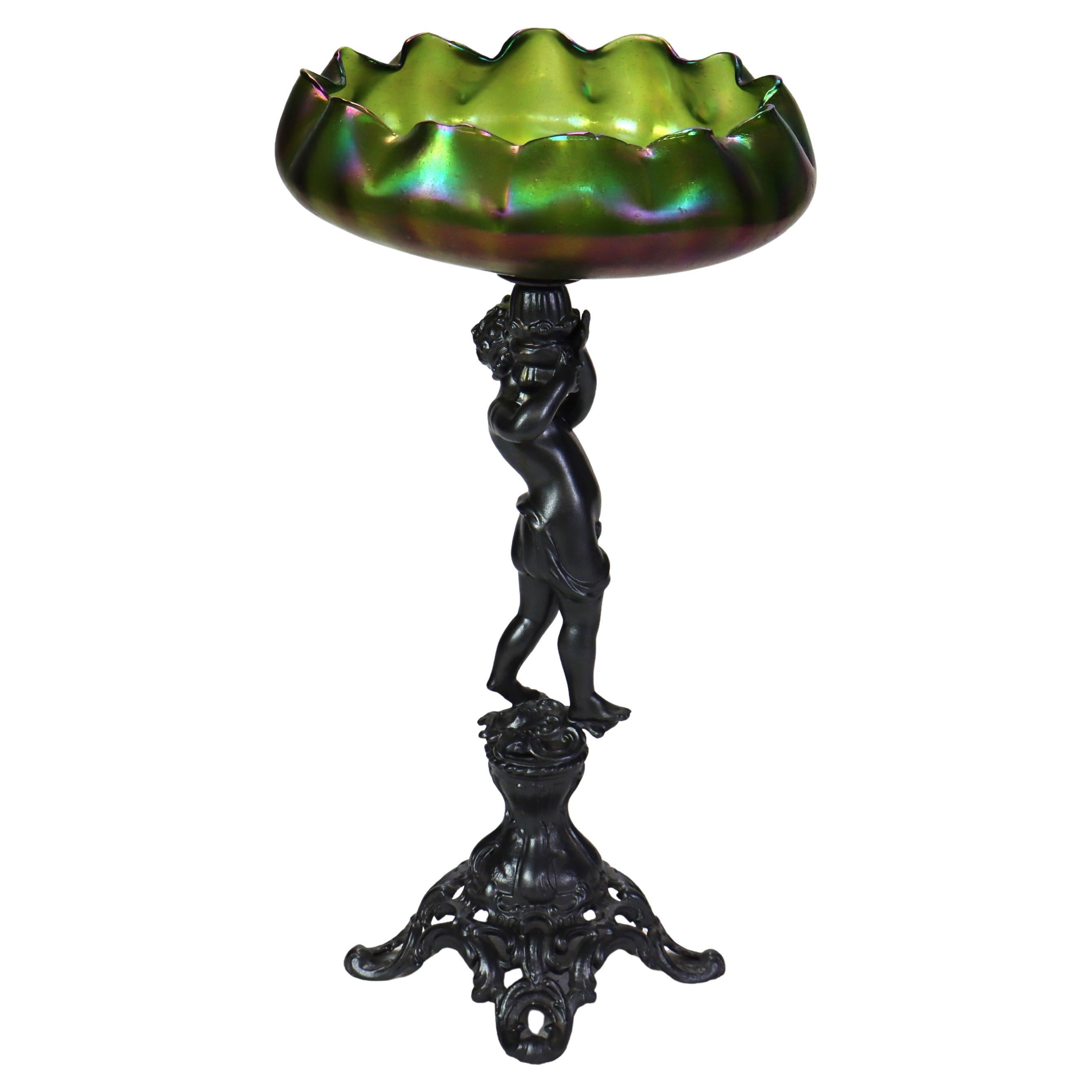 Antica composta Loetz Art Nouveau con ciotola in vetro verde iridescente c1890 in vendita