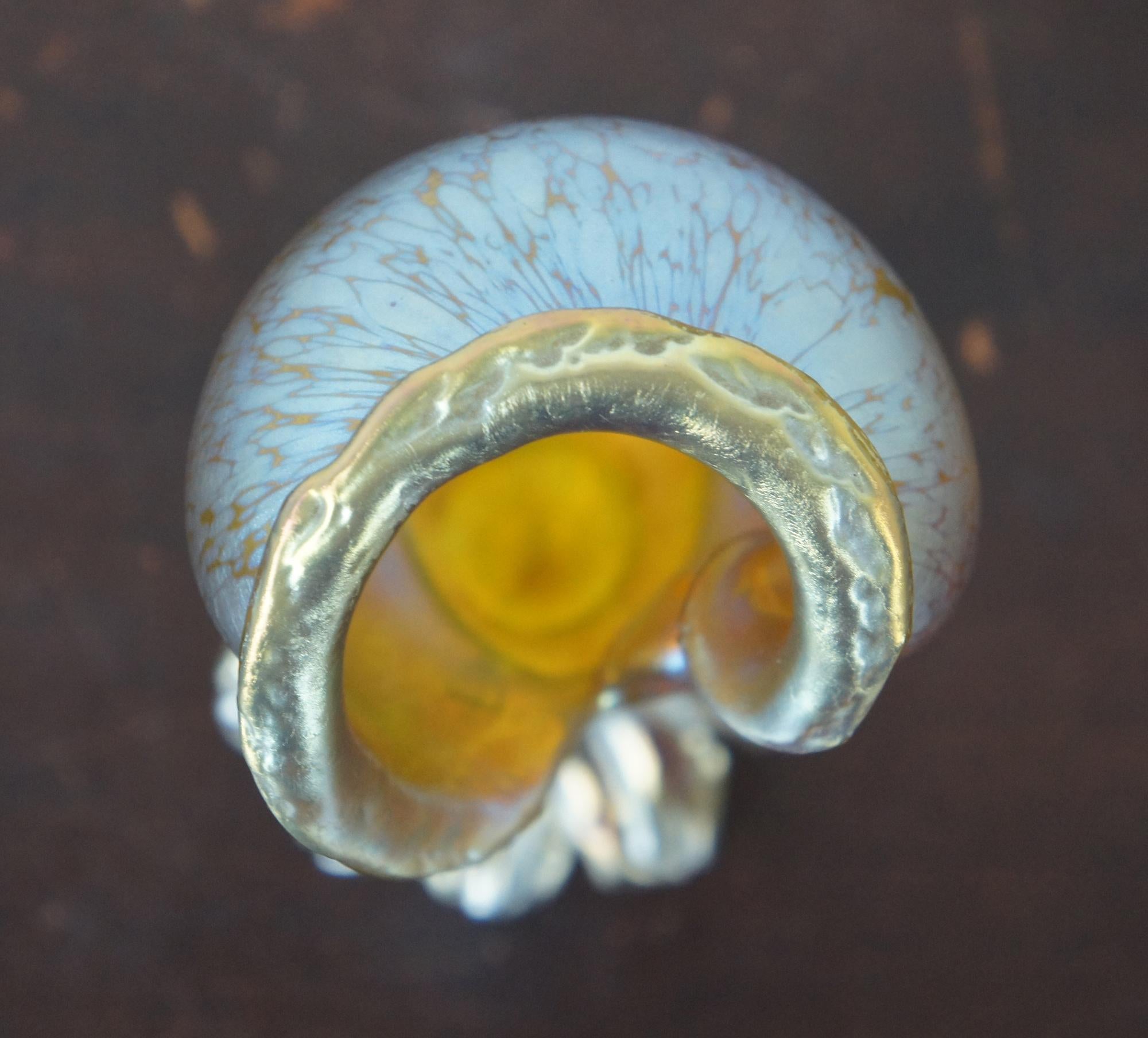 Antique Loetz Candia Papillion Iridescent Glass Seashell Bud Vase Art Nouveau 1