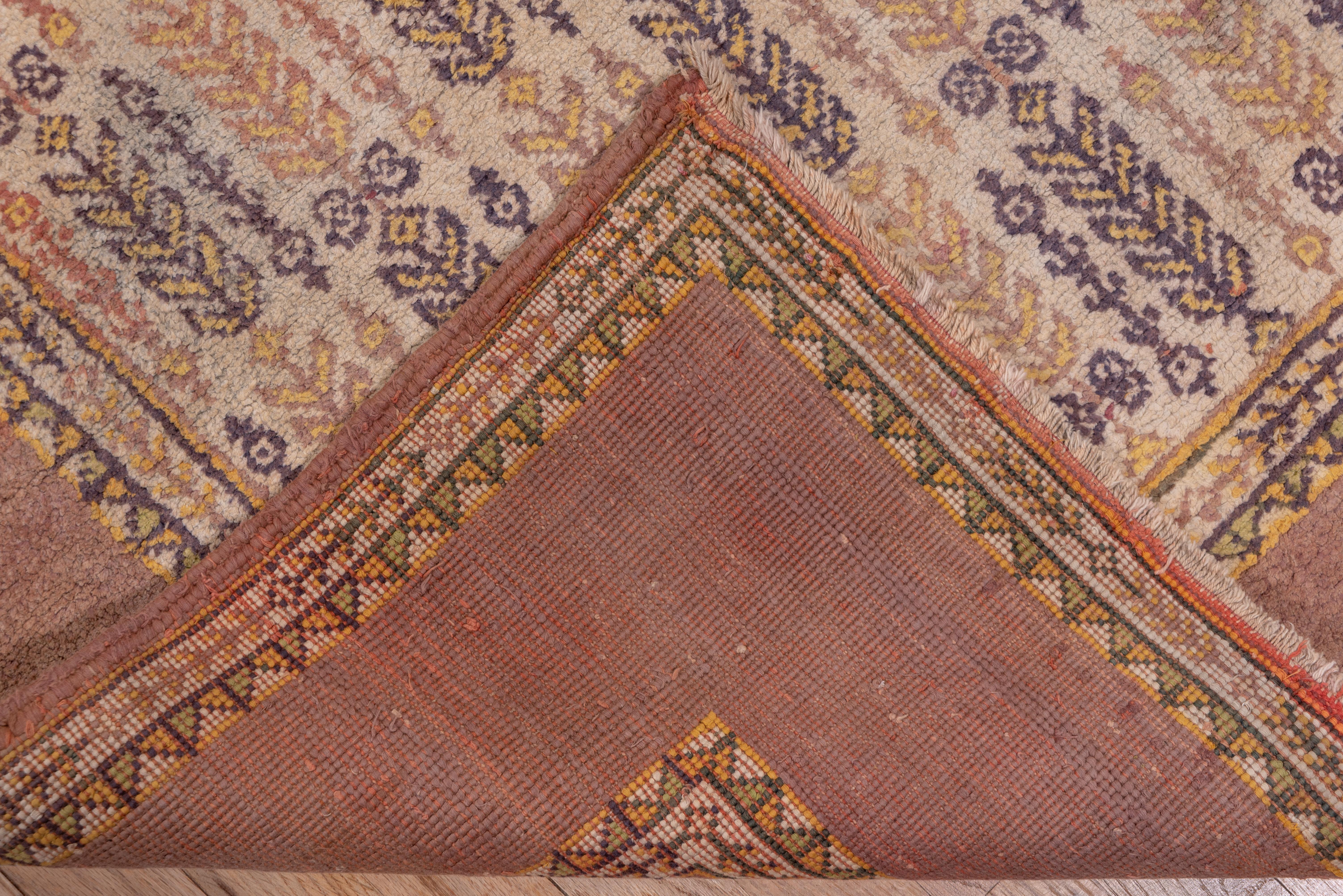 Antique Long Agra Runner In Good Condition For Sale In New York, NY