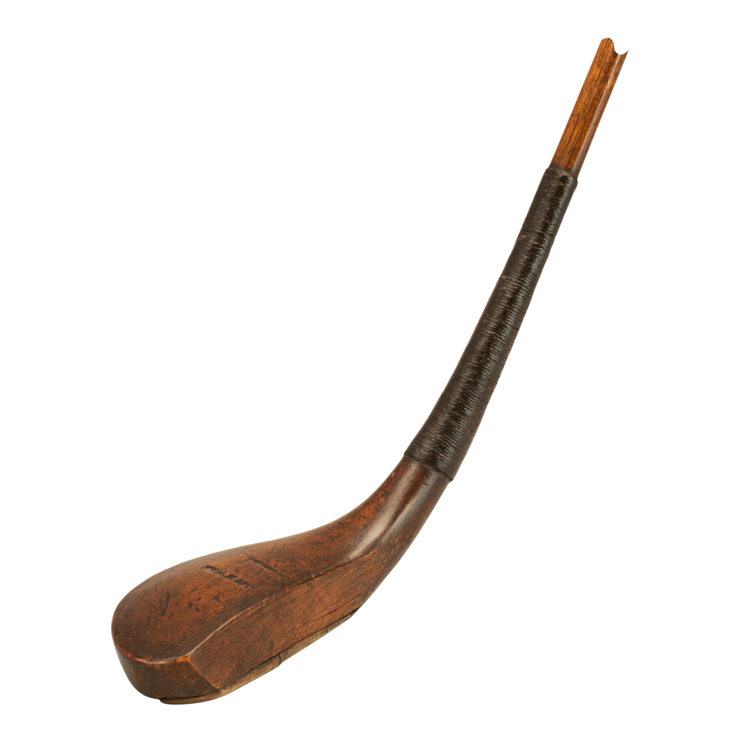 Long Nose Scared Head McEwan Play Club, Musselburgh.
An elegant, early scared head long nose play club by McEwan of Musselburgh. This play club has a wonderful and graceful shape, the likes found on early feather ball era clubs. It has a lead weight