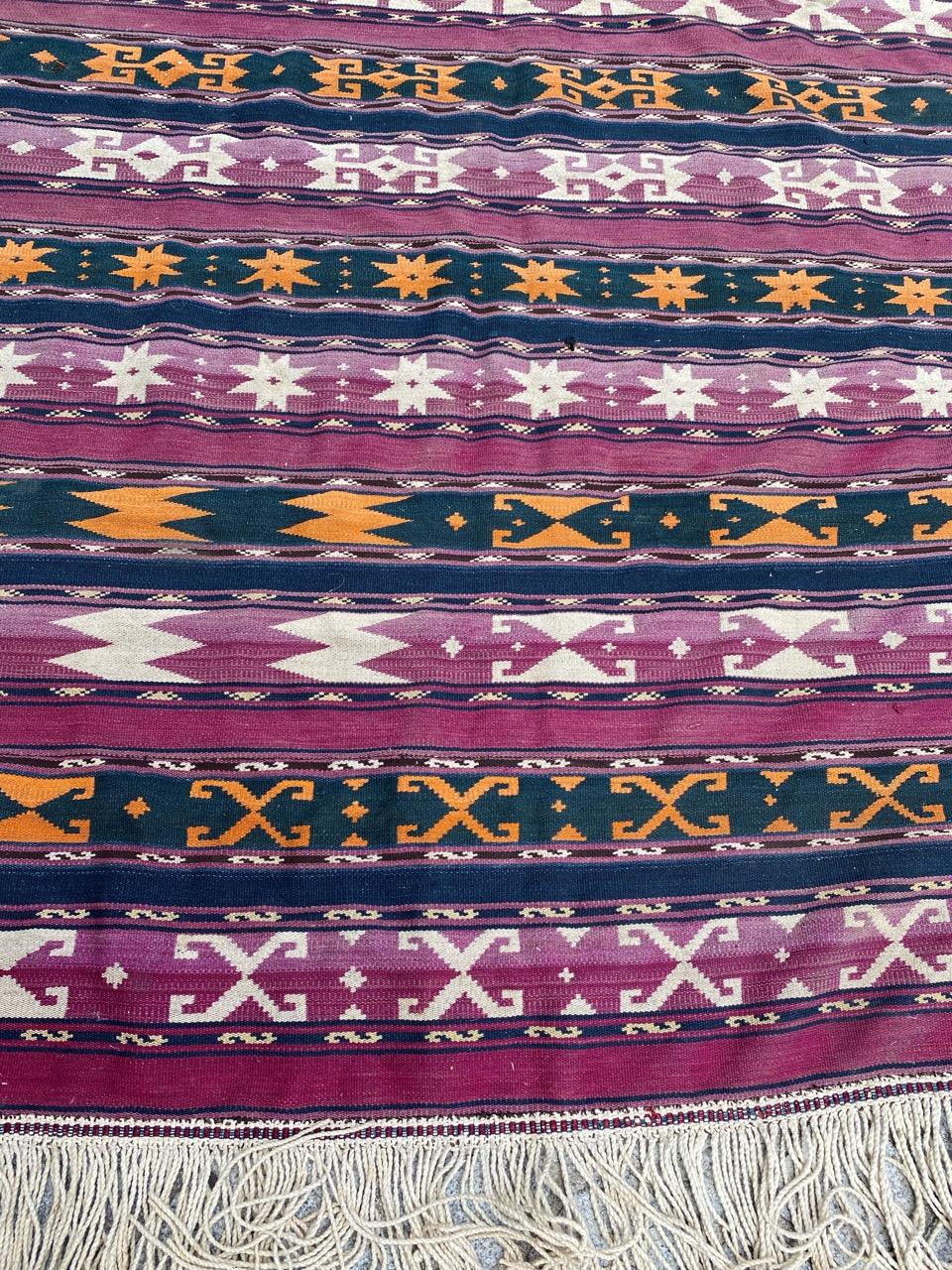 Beautiful early 20th century tribal Kilim with geometrical design and nice colors, entirely hand woven with wool on wool foundation.

✨✨✨
