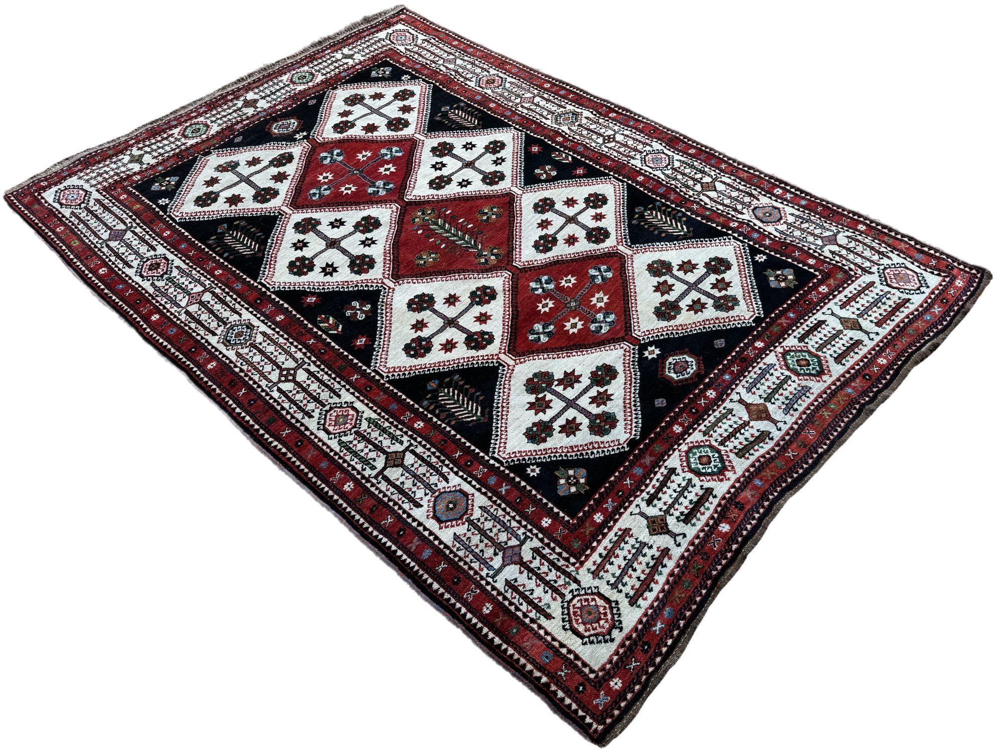Antiker Lori-Teppich 3,01 m x 2,11 m im Zustand „Gut“ im Angebot in St. Albans, GB