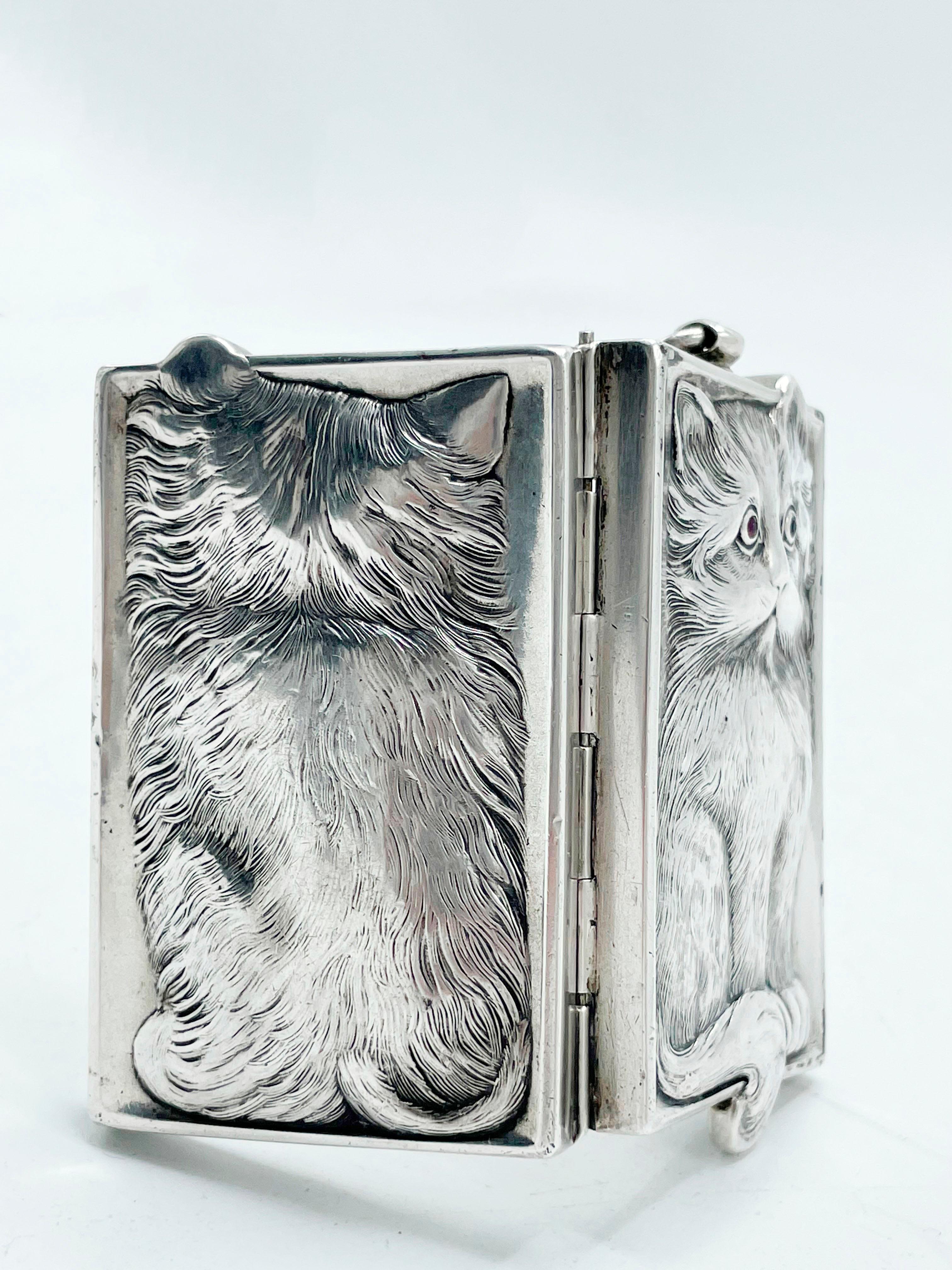 Début du 20ème siècle Antique miroir compact Louis Kuppenheim Silver Cat Kitten