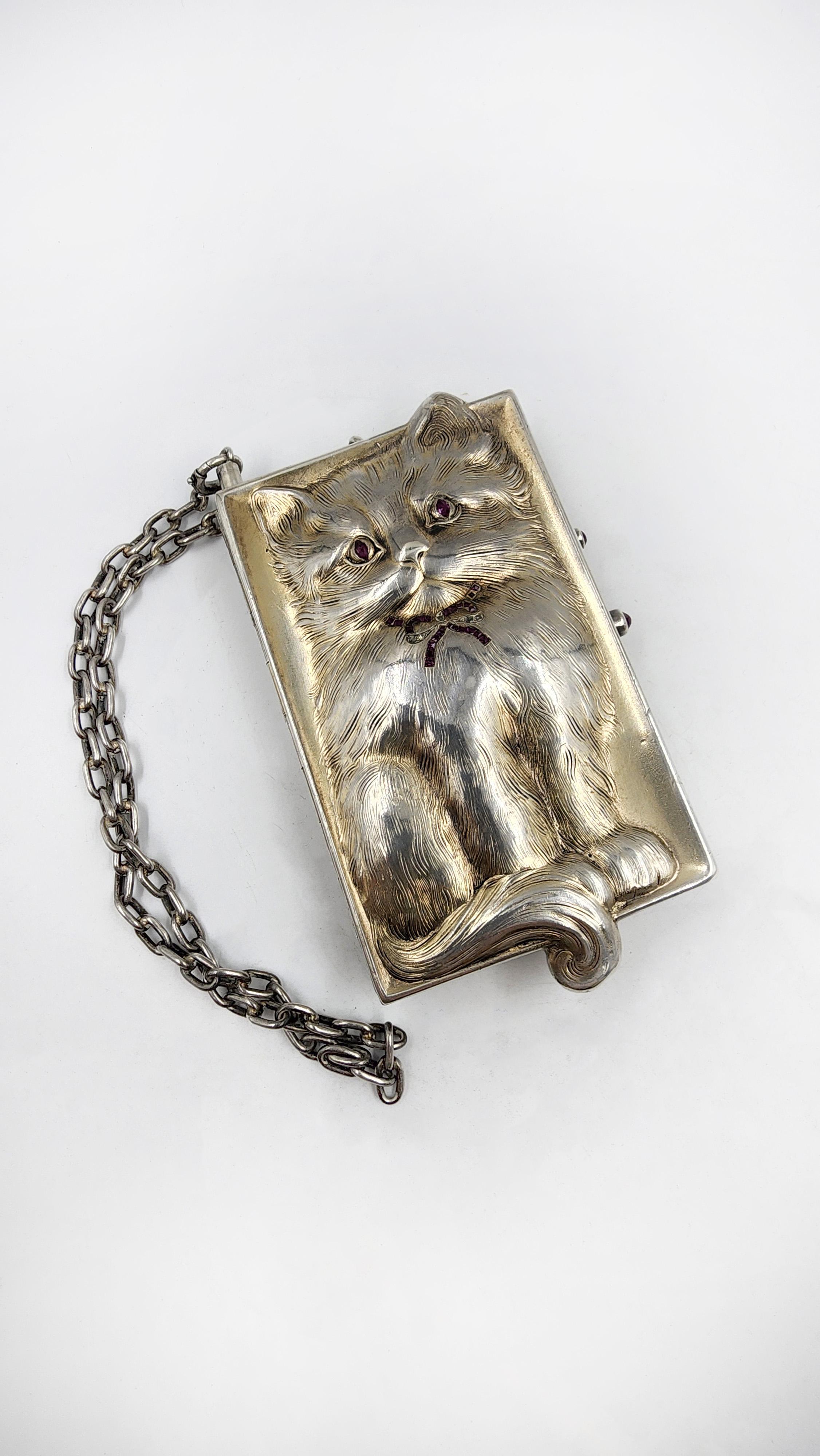 Compacto de tocador de plata antiguo Louis Kuppenheim con rubíes Art Nouveau en venta