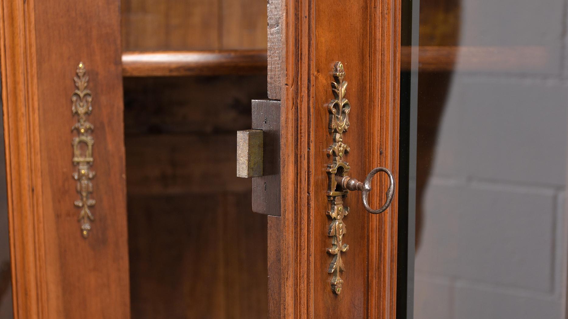 Antique Louis Philippe Bookcase In Good Condition In Los Angeles, CA