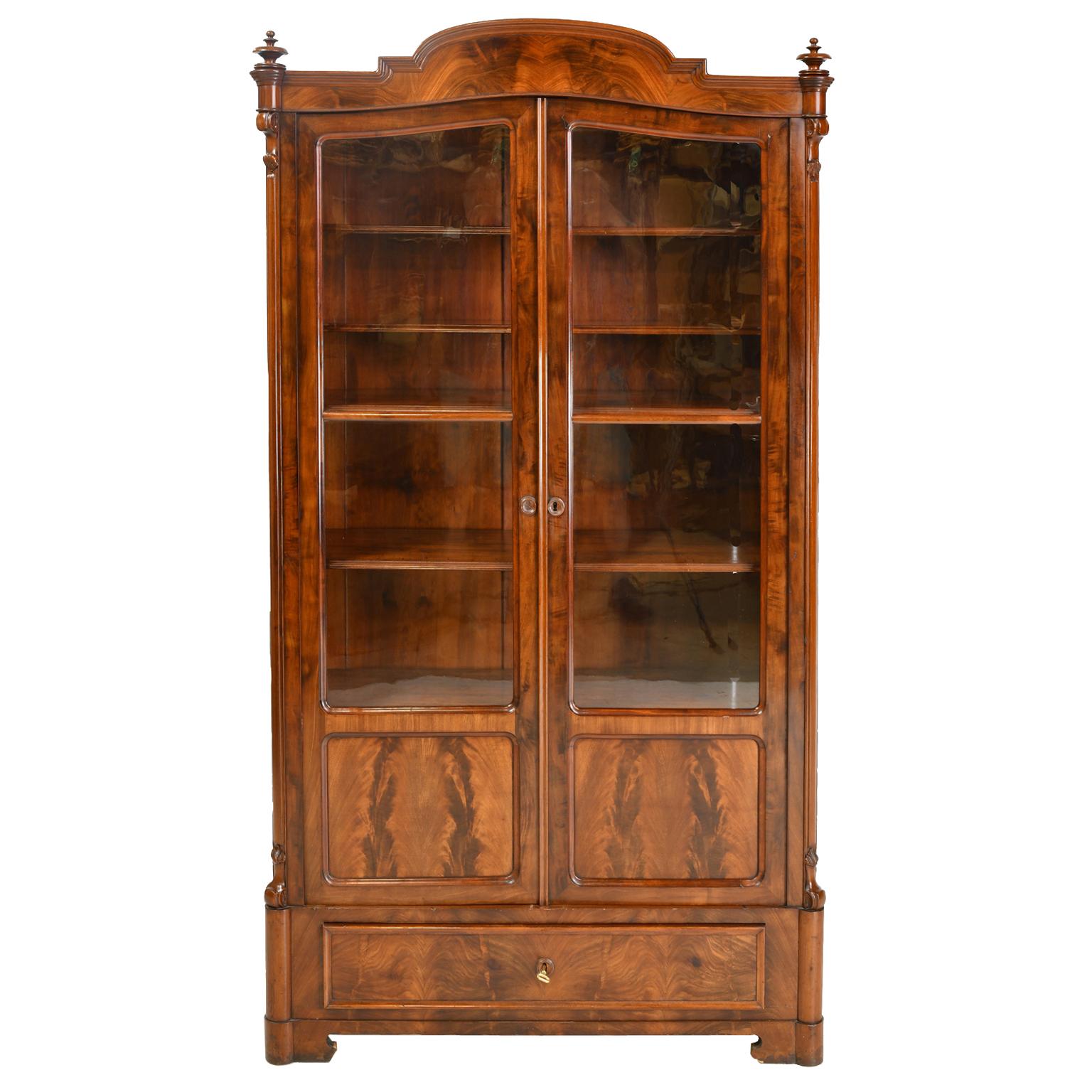 Antique Louis Philippe Bookcase / Vitrine in West Indies Mahogany, German 3