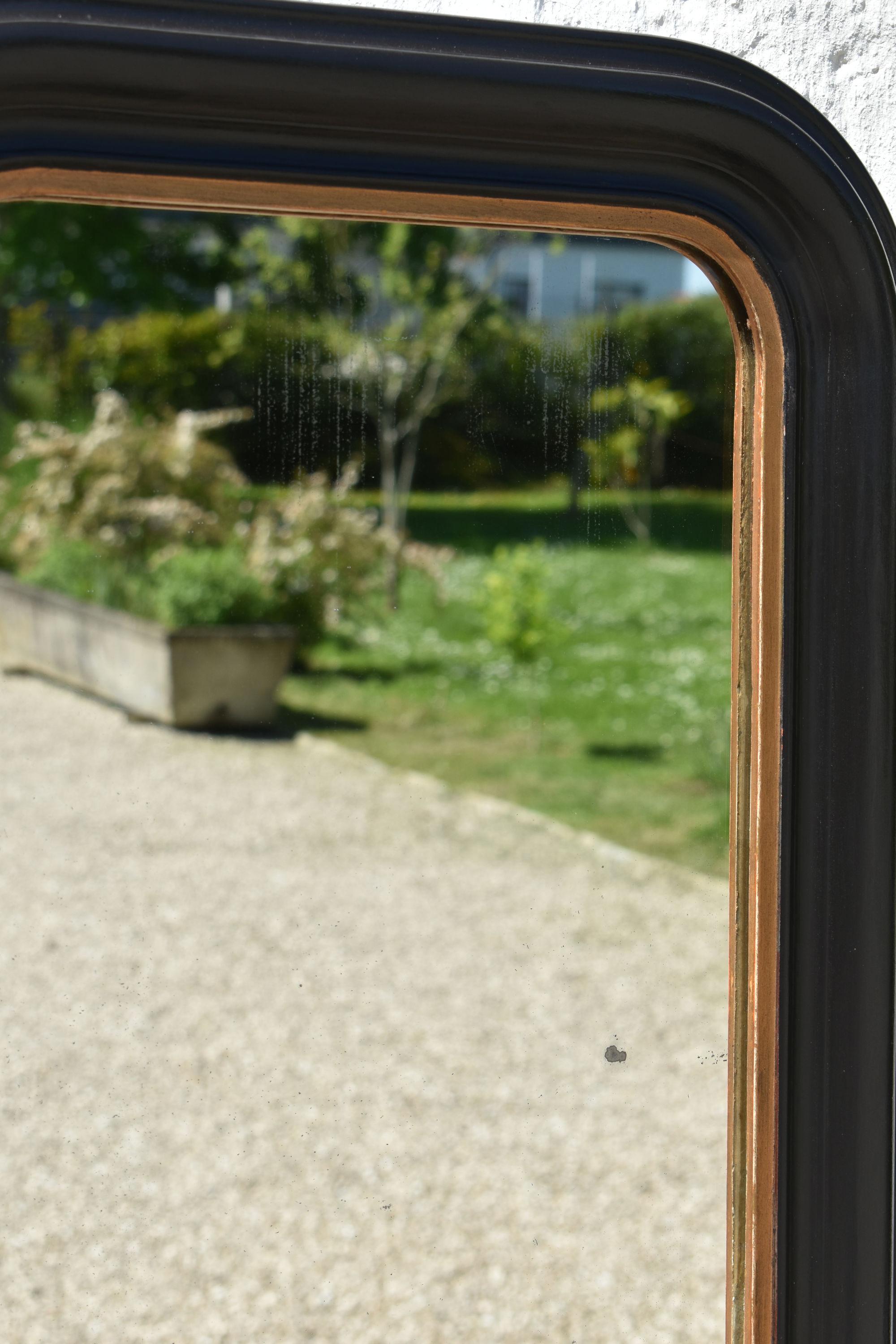 Antique Louis Philippe Ebonised & Gilt Mirror In Good Condition For Sale In SAINTE-COLOMBE, FR
