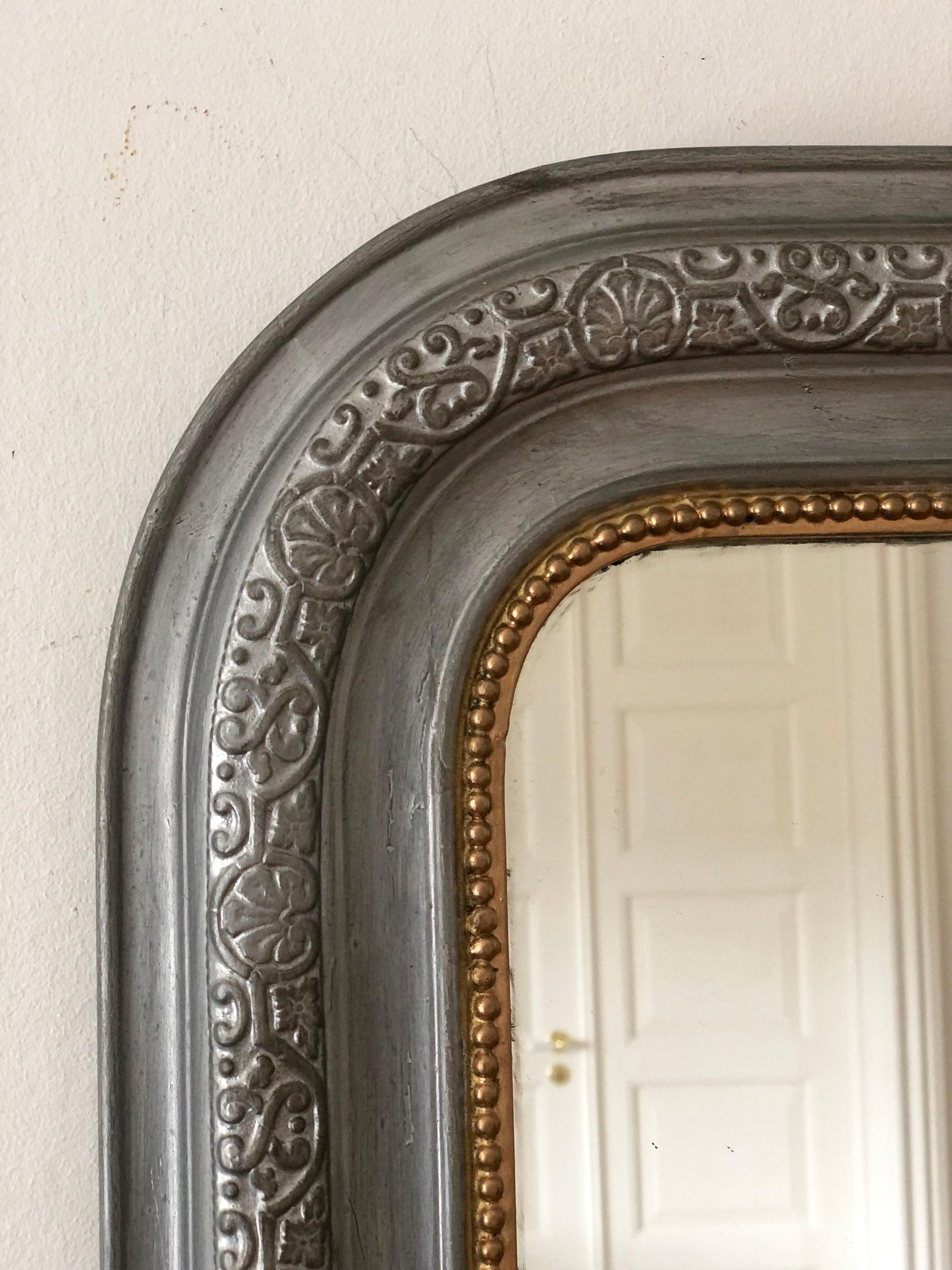 Antique Louis Philippe French Mirror in Grey, Finales S. XIX en Bueno estado para la venta en Sakskøbing, DK