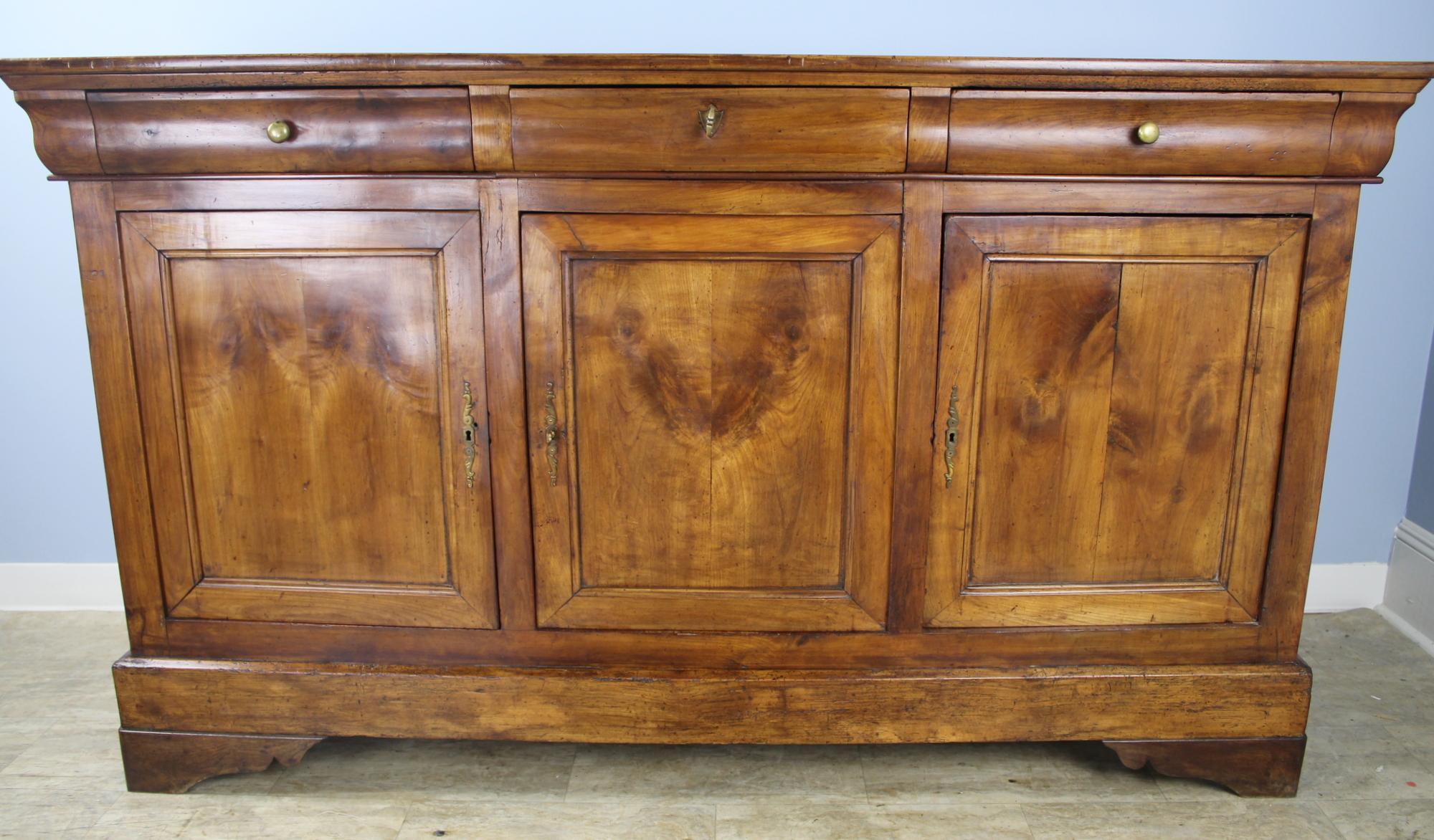 Antique Louis Philippe Fruitwood Enfilade In Good Condition In Port Chester, NY