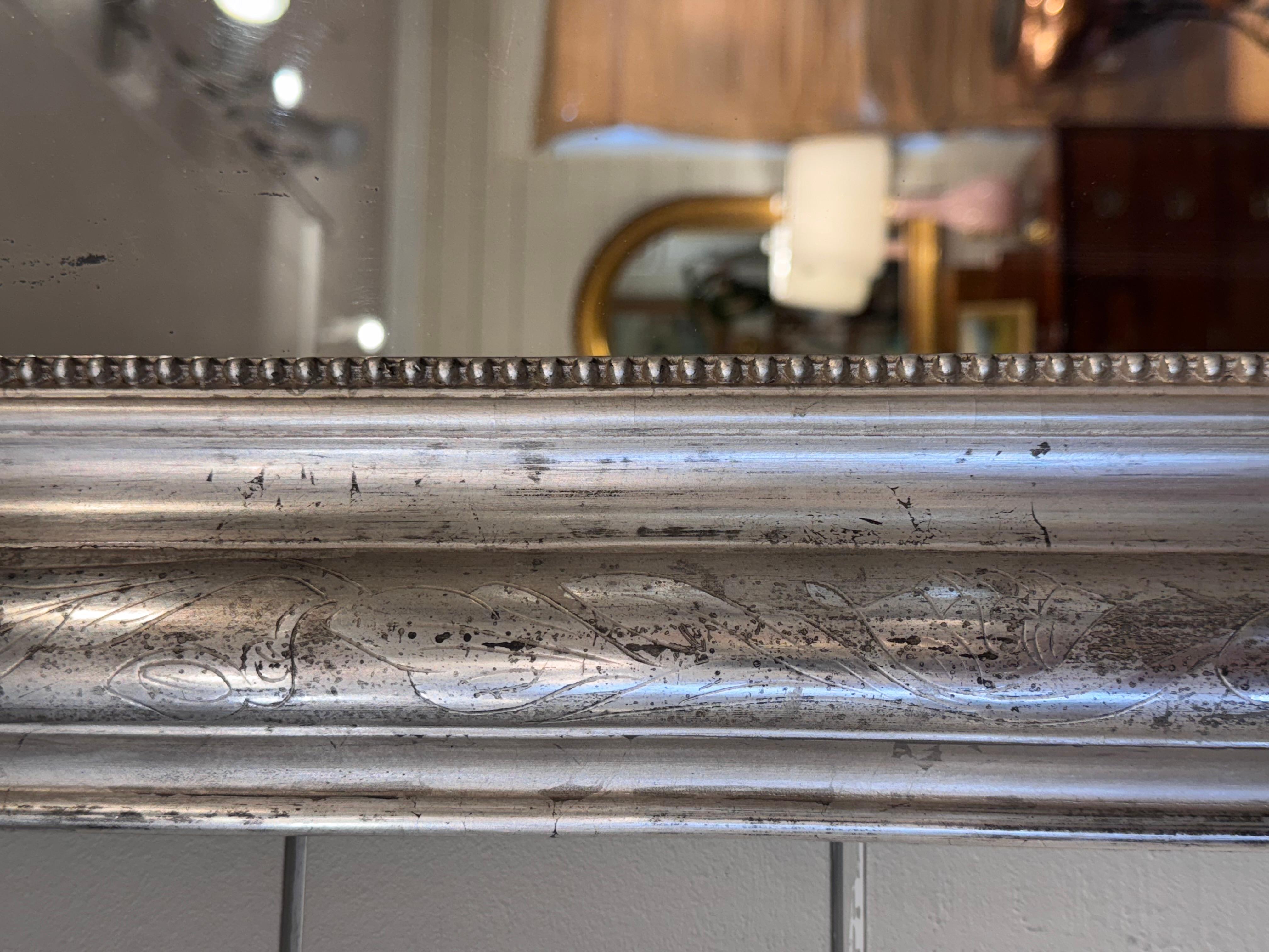 Antique Louis Philippe Mirror In Good Condition For Sale In Nashville, TN