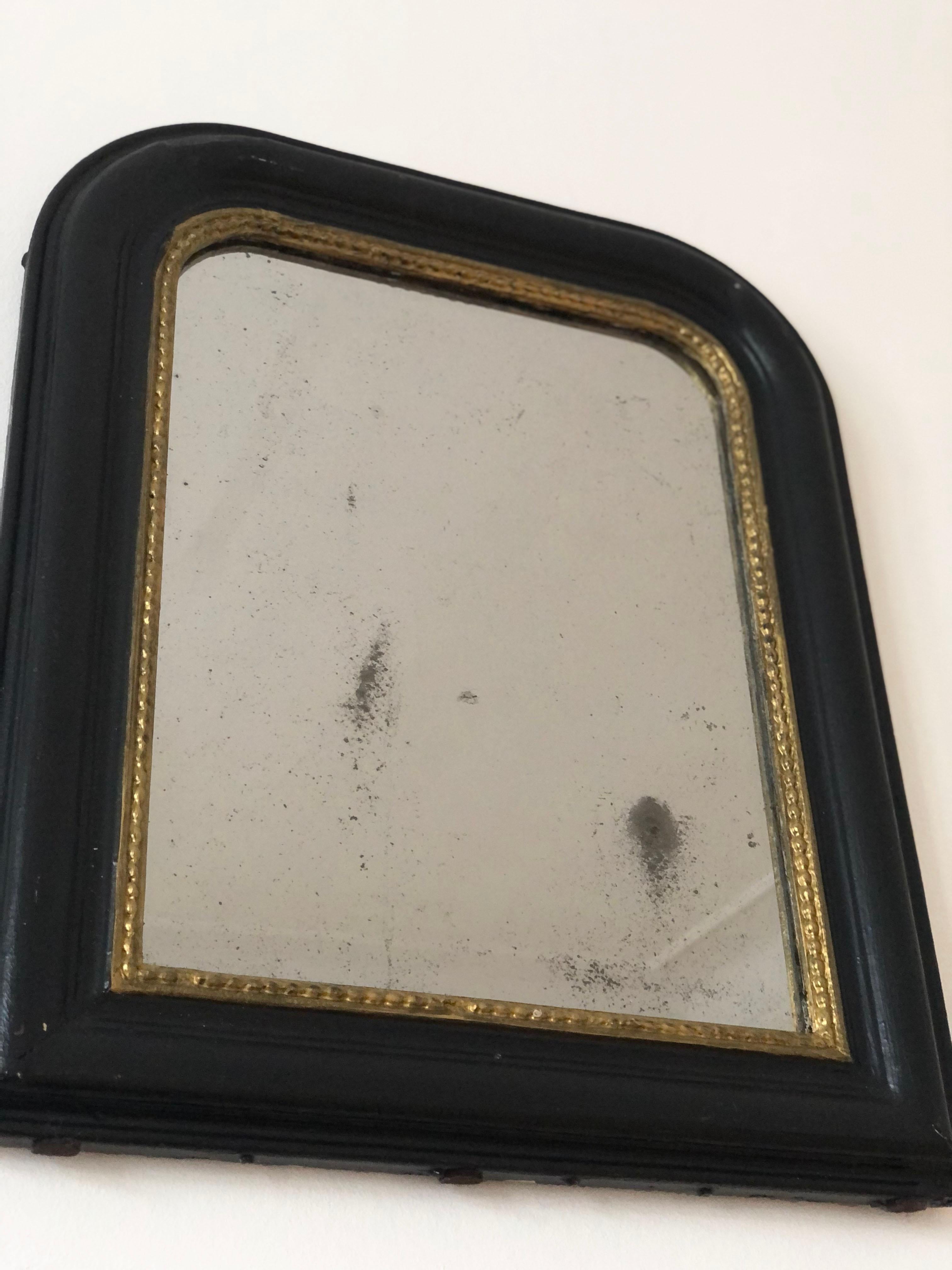 Antique Louis Philippe French Mirror In Black and Gold Late 19th Century In Good Condition For Sale In Sakskøbing, DK