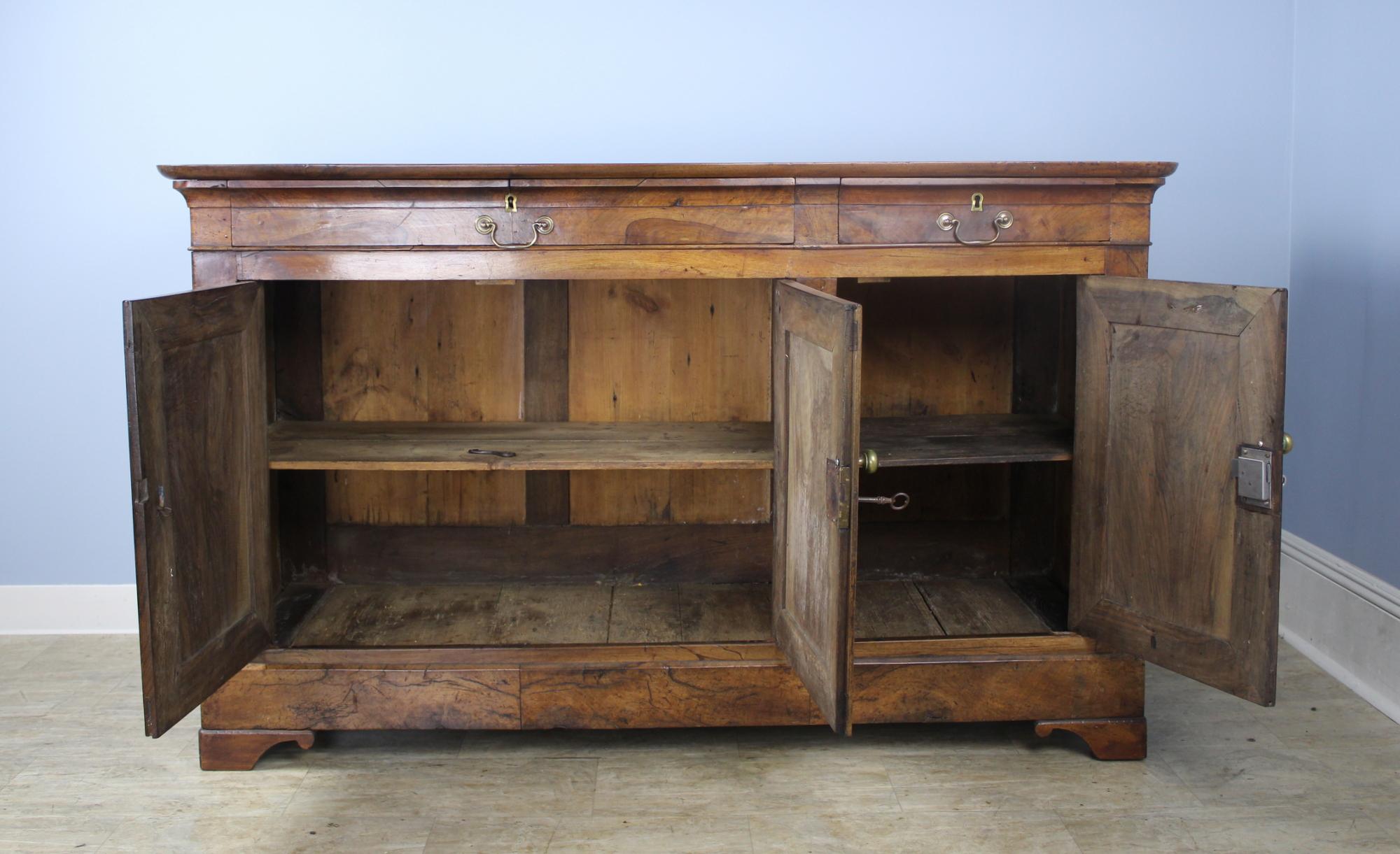 Antique Louis Philippe Walnut Enfilade In Good Condition In Port Chester, NY