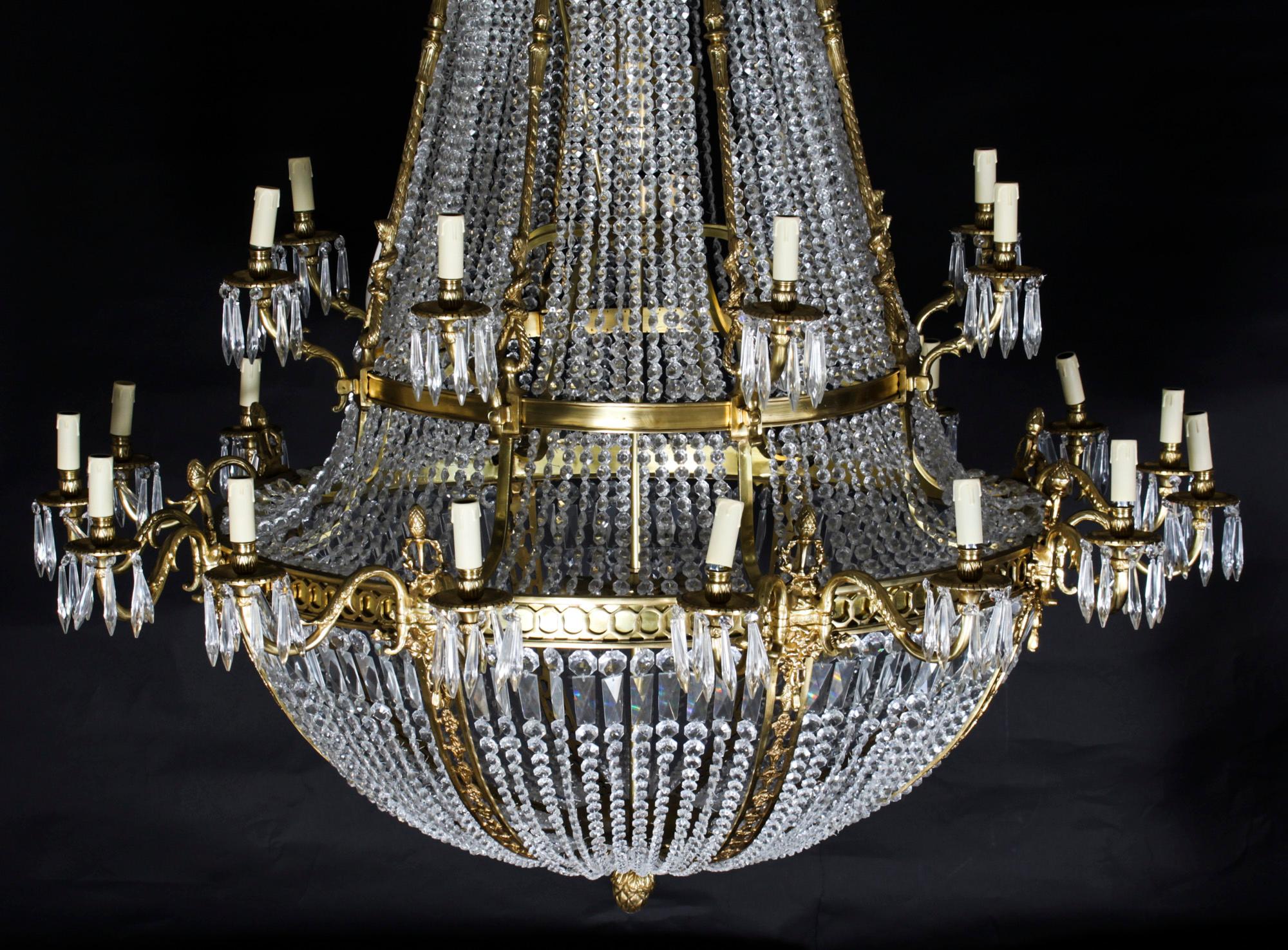 Antique Louis Revival 36 Light Ballroom Cut Crystal Tent Chandelier, 1920s In Good Condition In London, GB