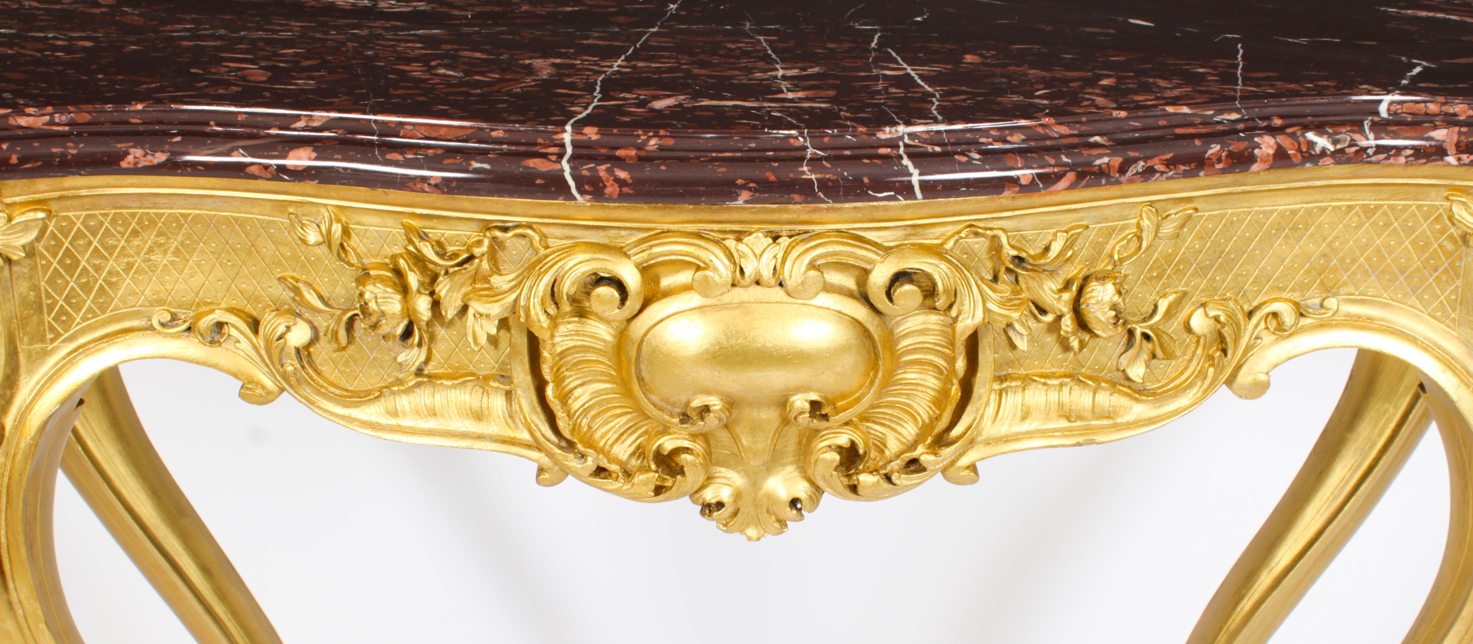 Ancienne console de style néo- Louis en bois doré sculpté 19ème siècle en vente 1