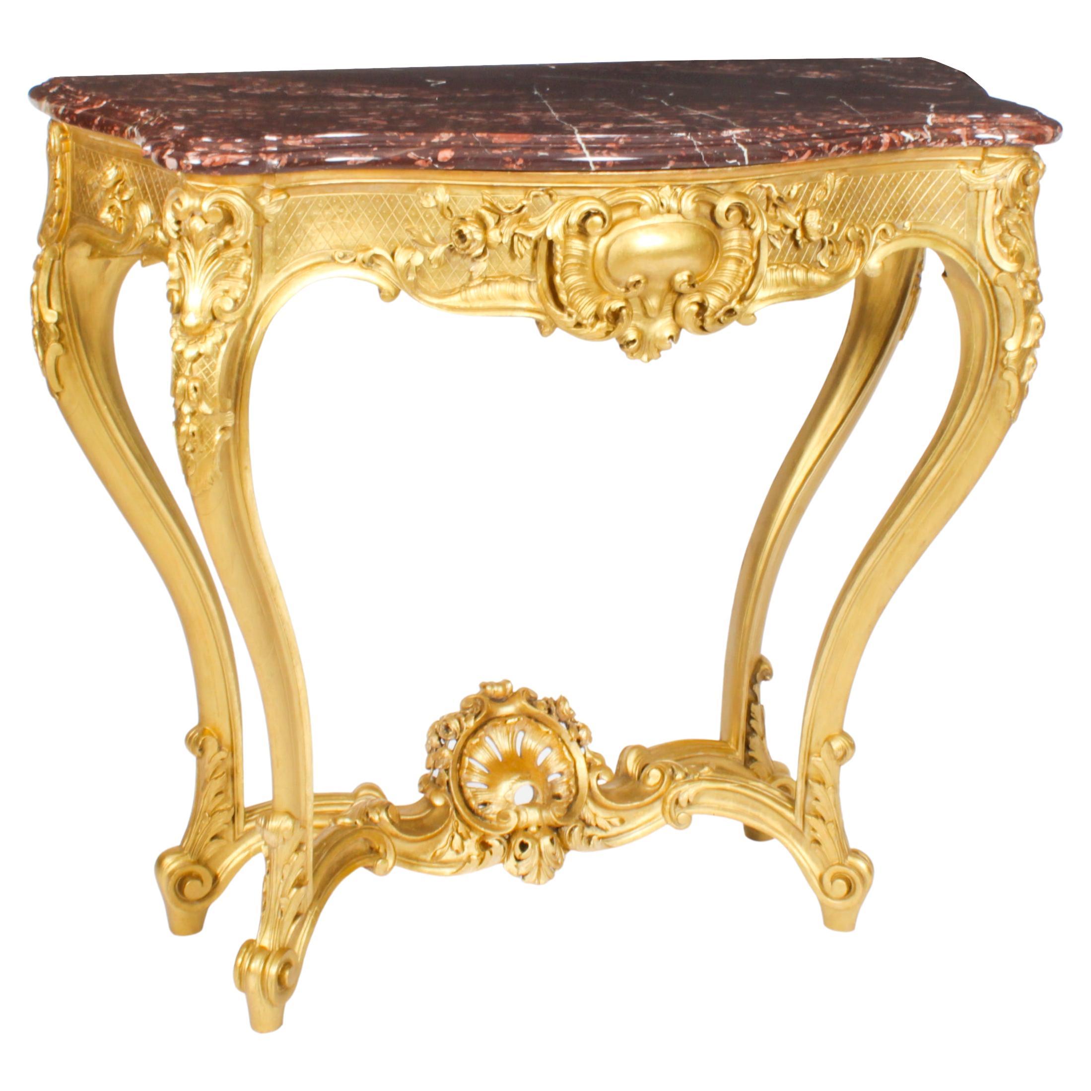 Ancienne console de style néo- Louis en bois doré sculpté 19ème siècle en vente