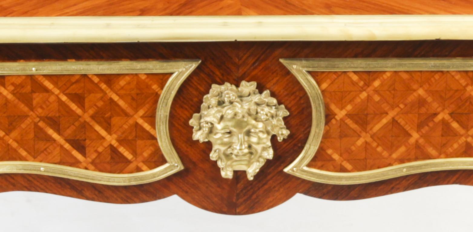 Antike Louis-Revival-Schreibtischplatte mit Goldbronze-Montierung, 19. Jahrhundert im Angebot 10