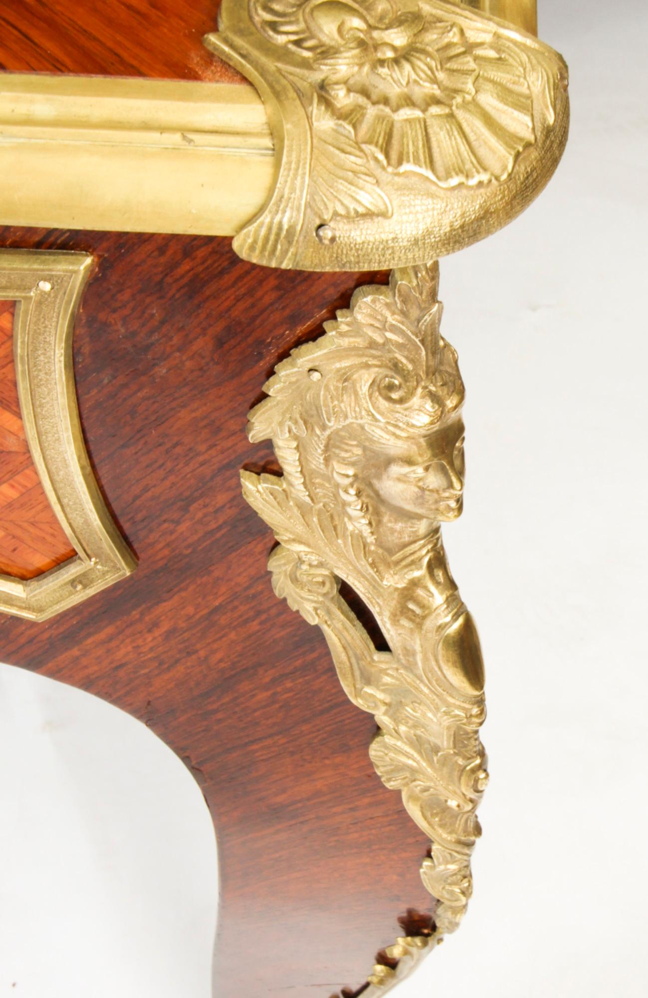 Antike Louis-Revival-Schreibtischplatte mit Goldbronze-Montierung, 19. Jahrhundert im Angebot 3