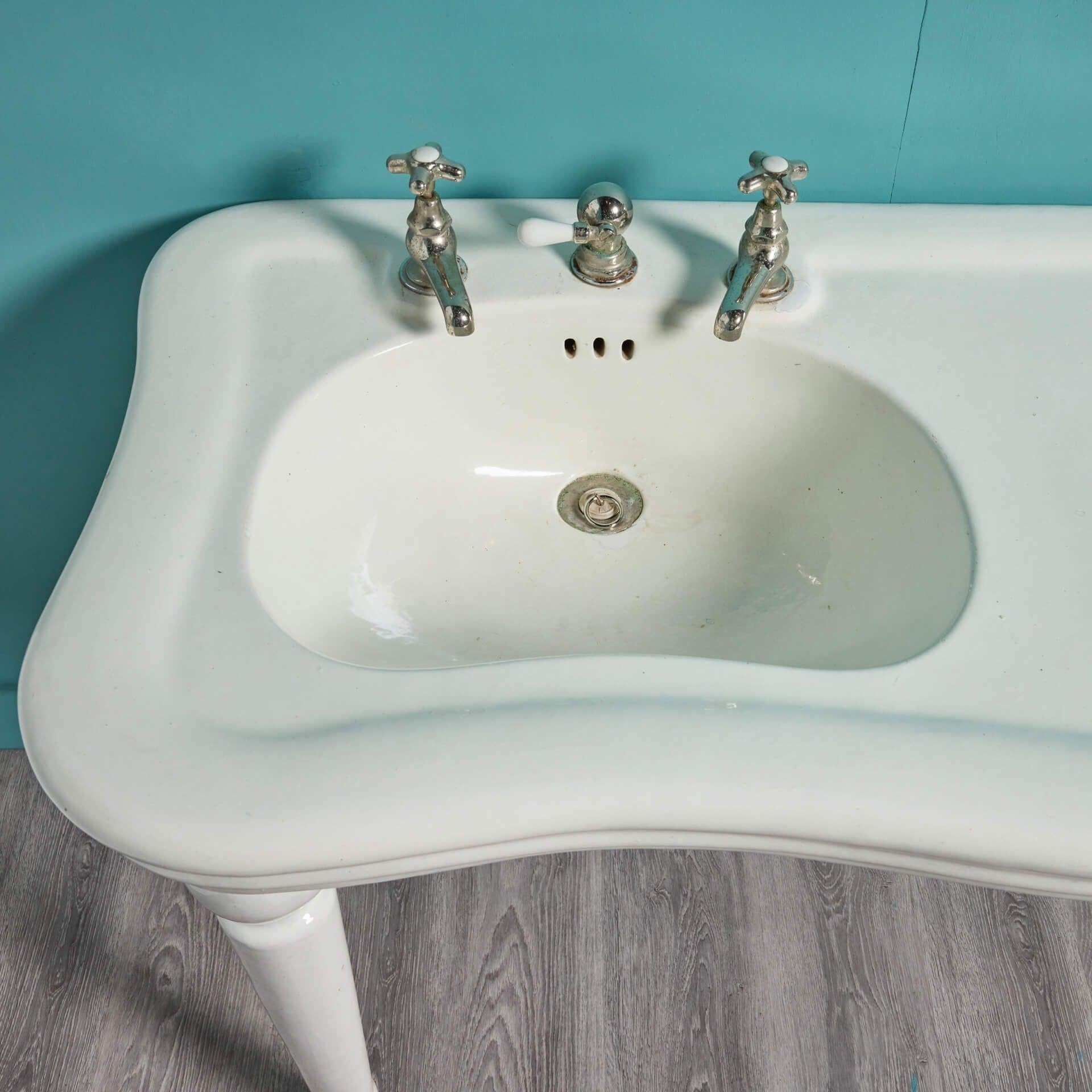 Antique Louis Style Double Sink with Porcelain Legs In Fair Condition For Sale In Wormelow, Herefordshire