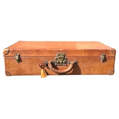 Ancienne valise rigide en cuir LOUIS VUITTON - Début du 20ème siècle