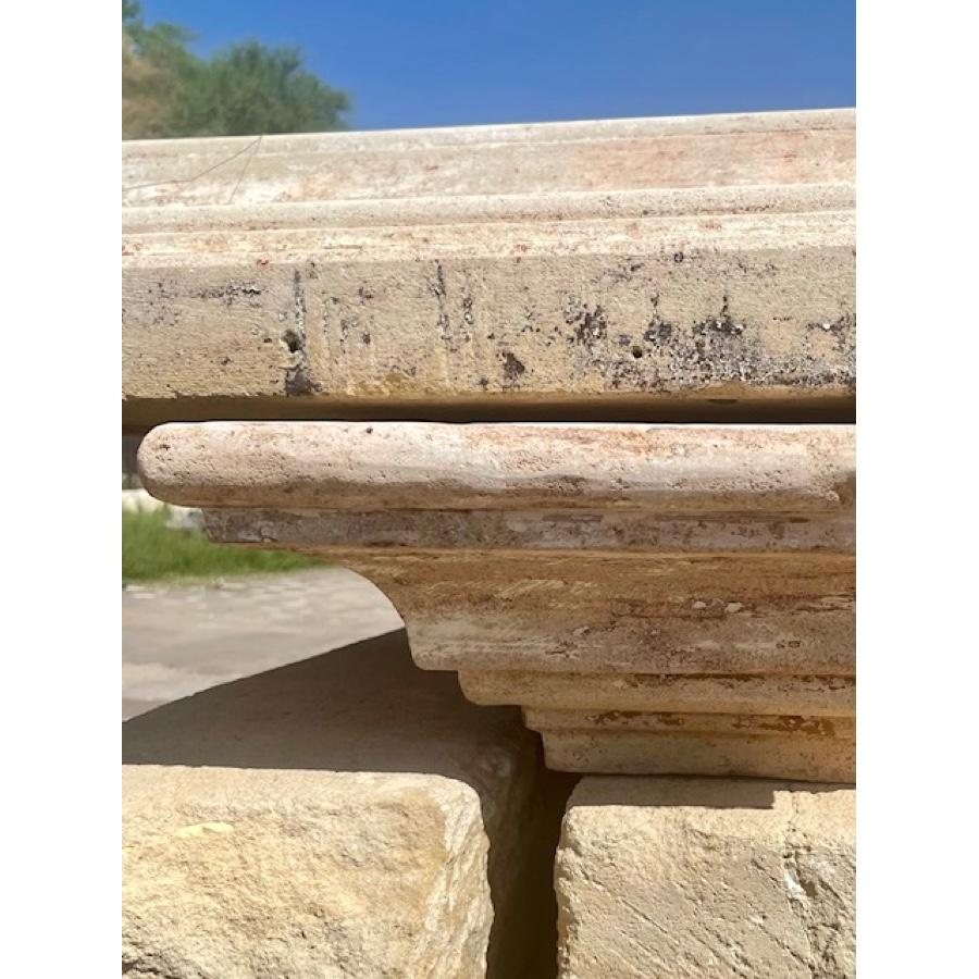 Antiker Louis XIII.-Kamin im Zustand „Relativ gut“ im Angebot in Scottsdale, AZ