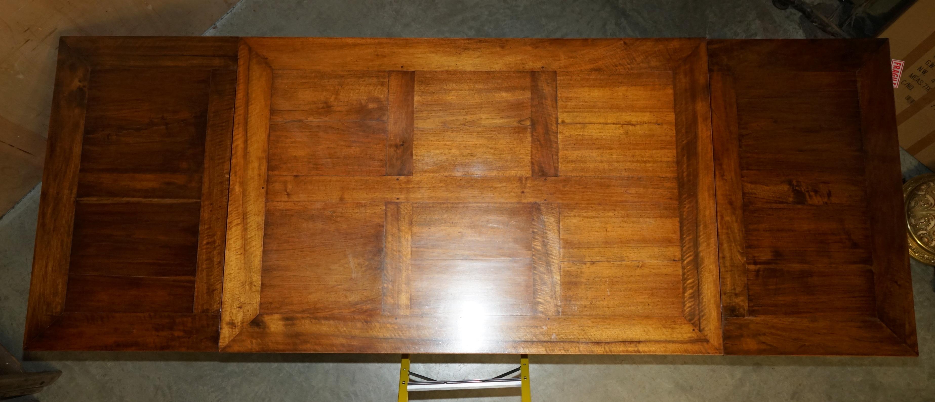 ANTIQUE LOUIS XIII REVIVAL 10 PERSONNES SUITE DE TABLE ET CHAISE EN NOYER ET MARBRE en vente 3