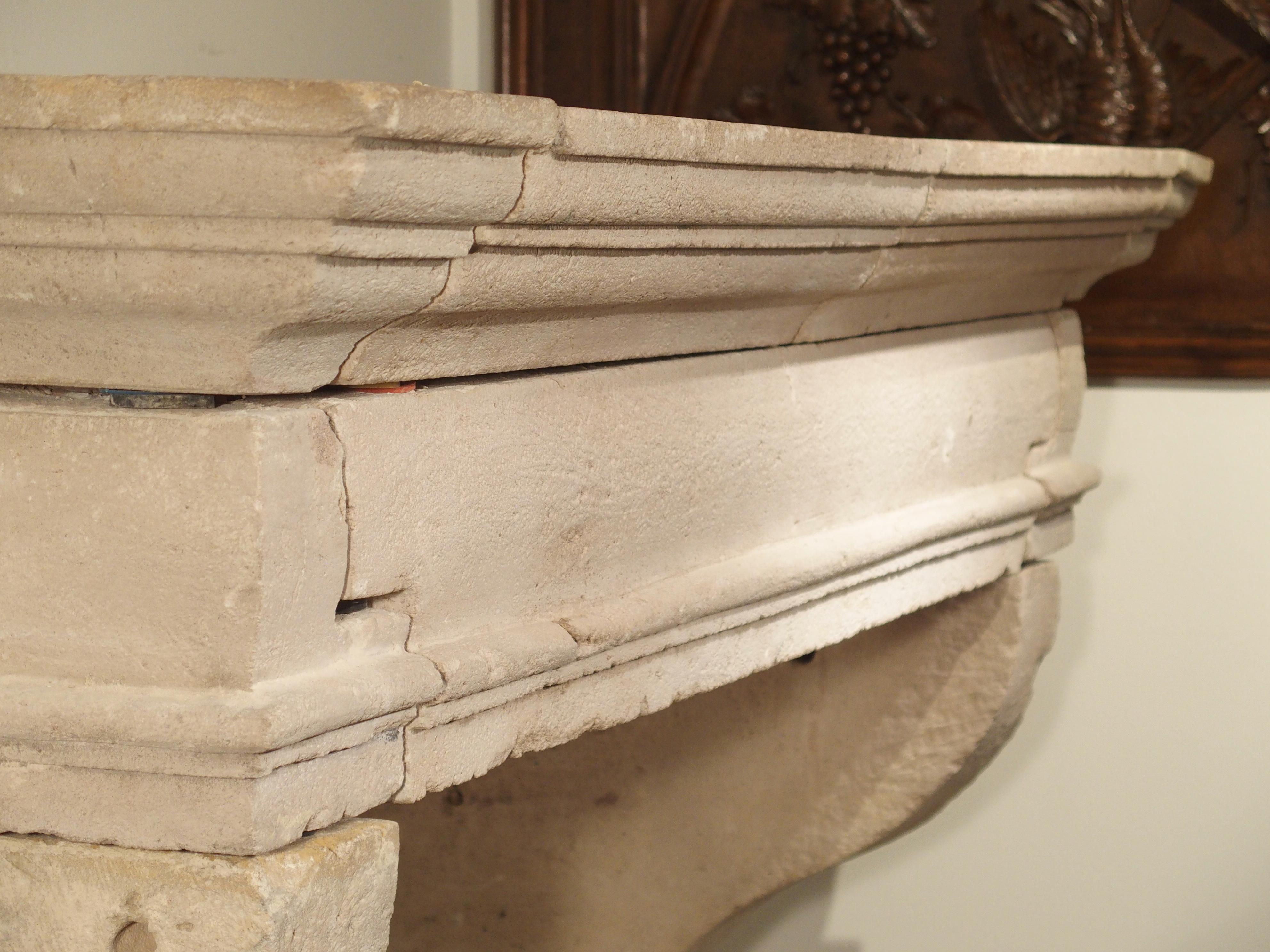Antique Louis XIII Style Limestone Fireplace Mantel from the Loire Valley In Good Condition In Dallas, TX