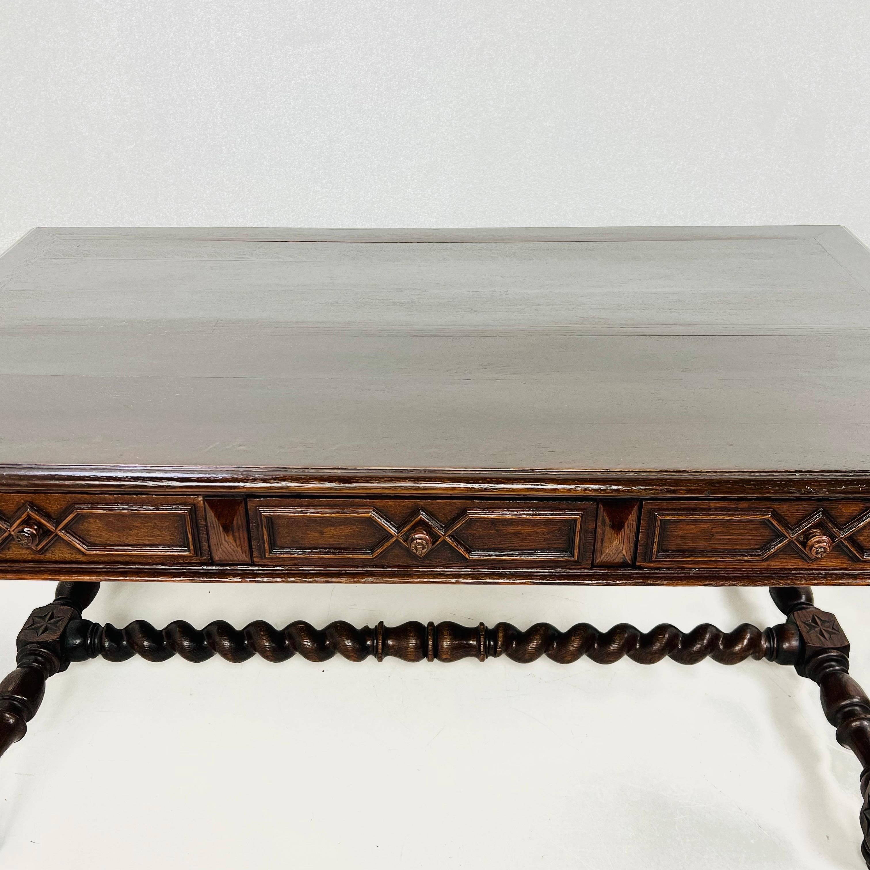 Antique Louis XIII Style Oak Writing Desk For Sale 1