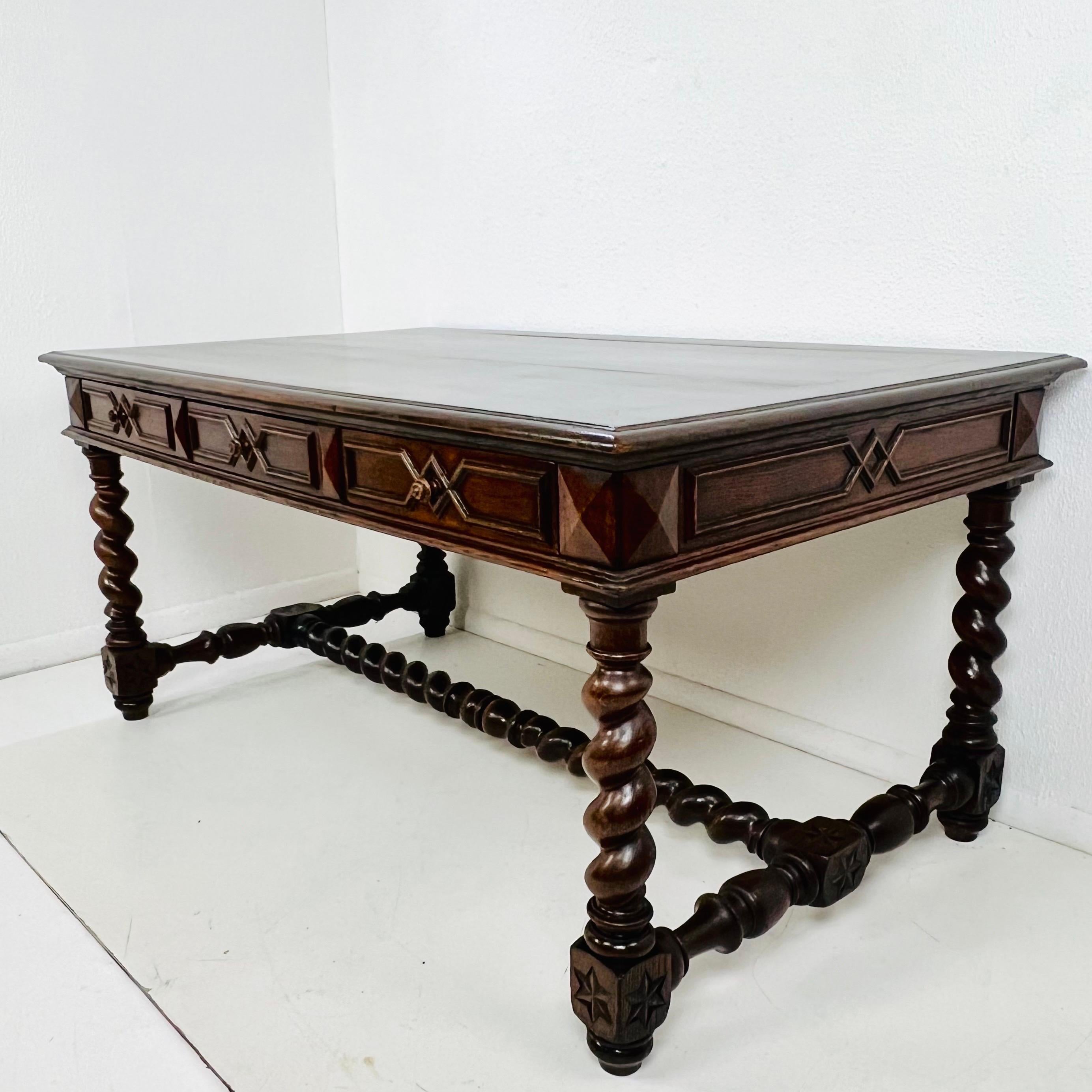 Antique Louis XIII Style Oak Writing Desk For Sale 5