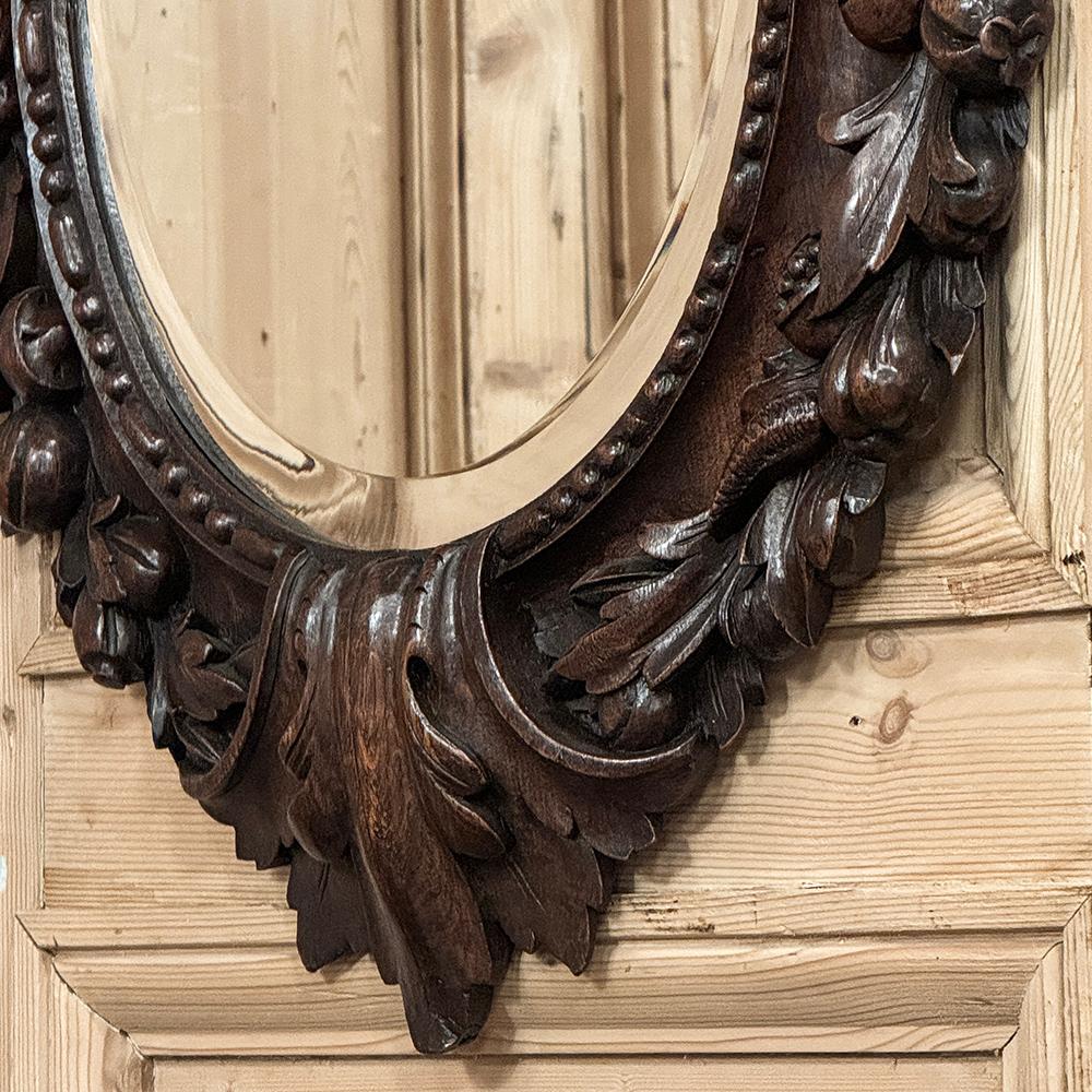 Antique miroir mural Louis XIV en bois sculpté en vente 4