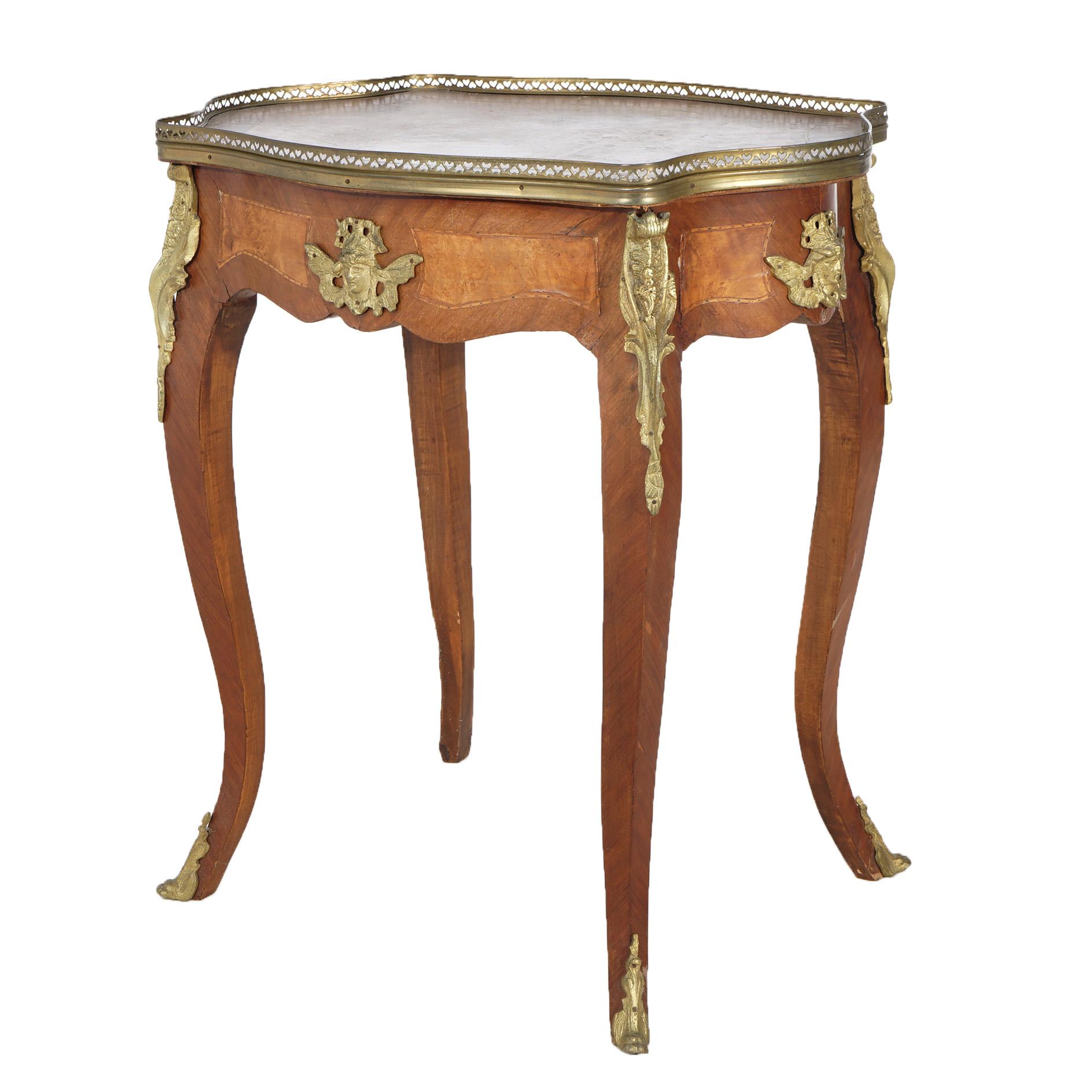 Table d'appoint ancienne de style Louis XIV en bois de roi, loupe et incrustation de bronze doré C1890 en vente 9