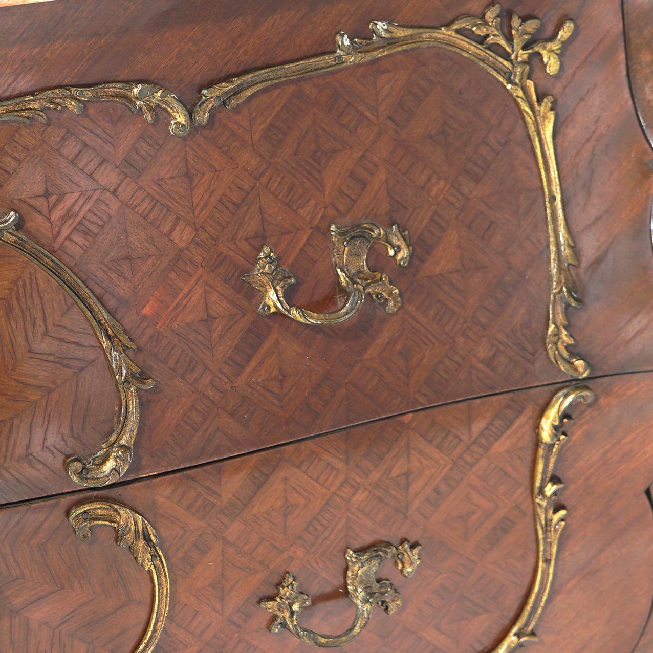 Antike Kommode im Louis XIV.-Stil aus Veilchenholz und Seidenholz mit Parkettarbeit und Marmorplatte, um 1920 im Angebot 12
