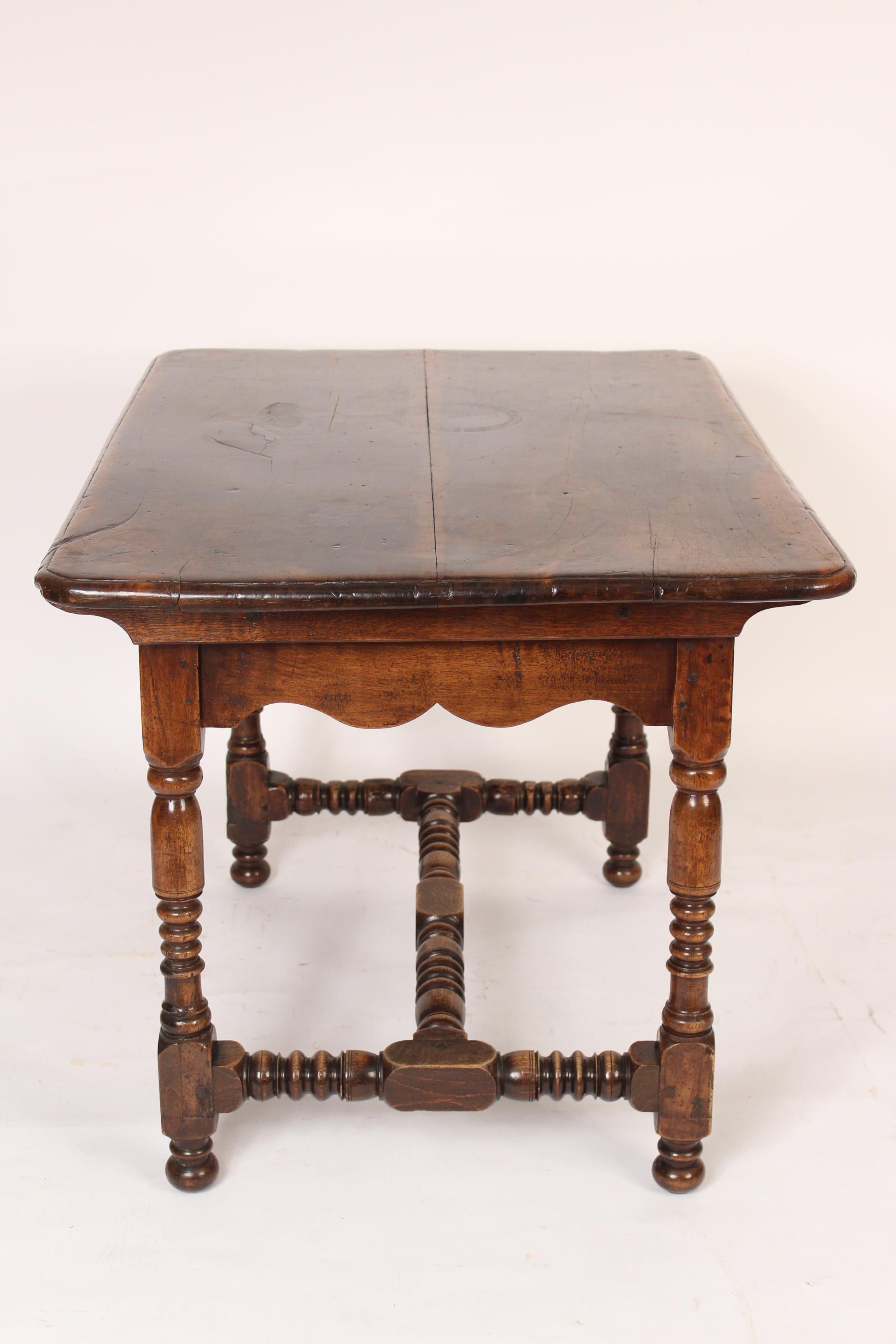 Antique Louis XIV Style Occasional / Writing Table In Good Condition In Laguna Beach, CA