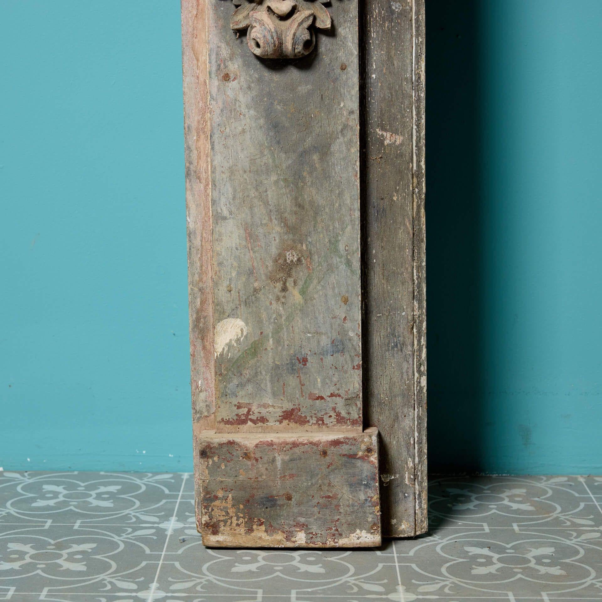 Antike Louis XIV Stil Kiefer Kamin Mantel (Französisch) im Angebot
