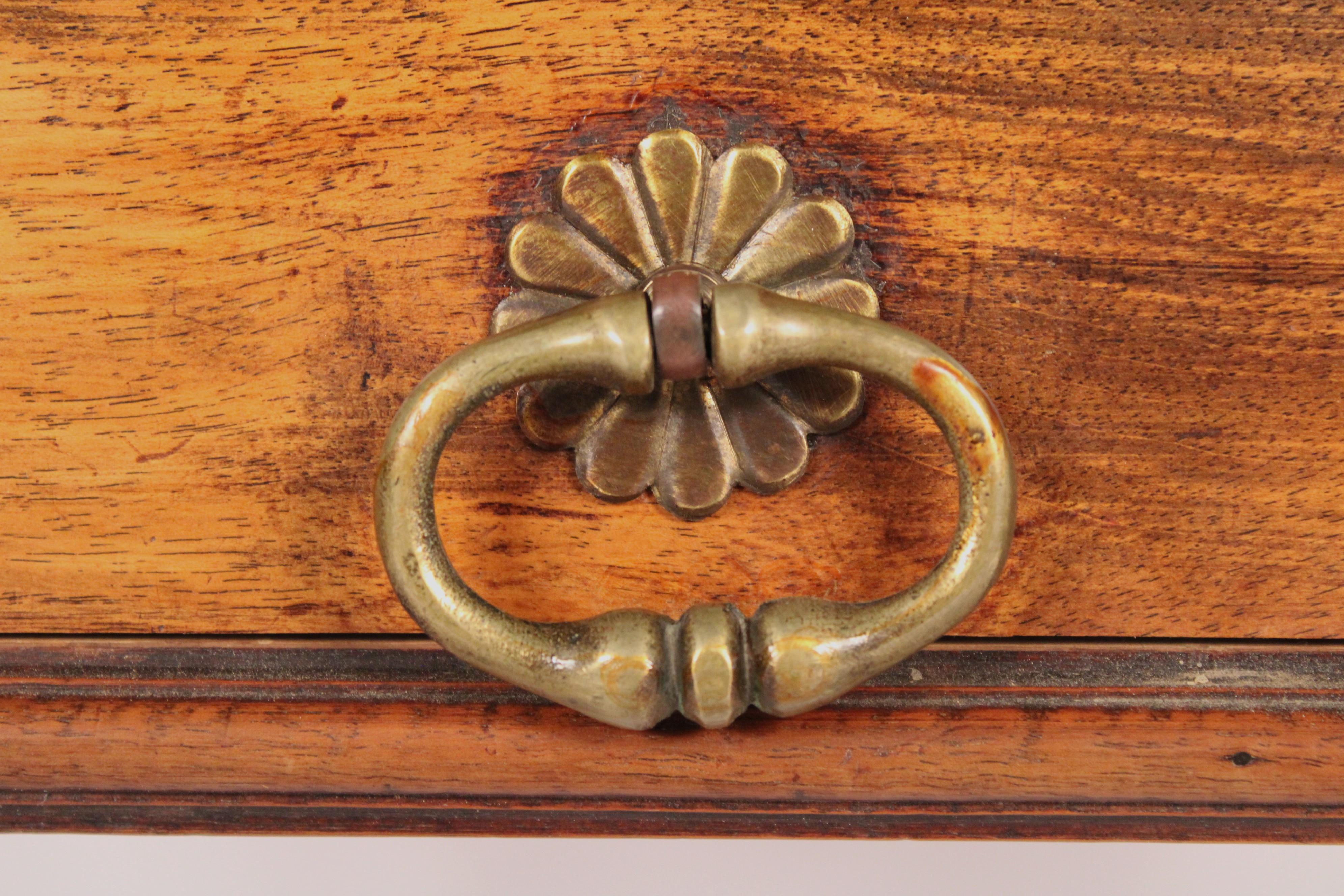 Antique Louis XIV Style Walnut Writing Table For Sale 4