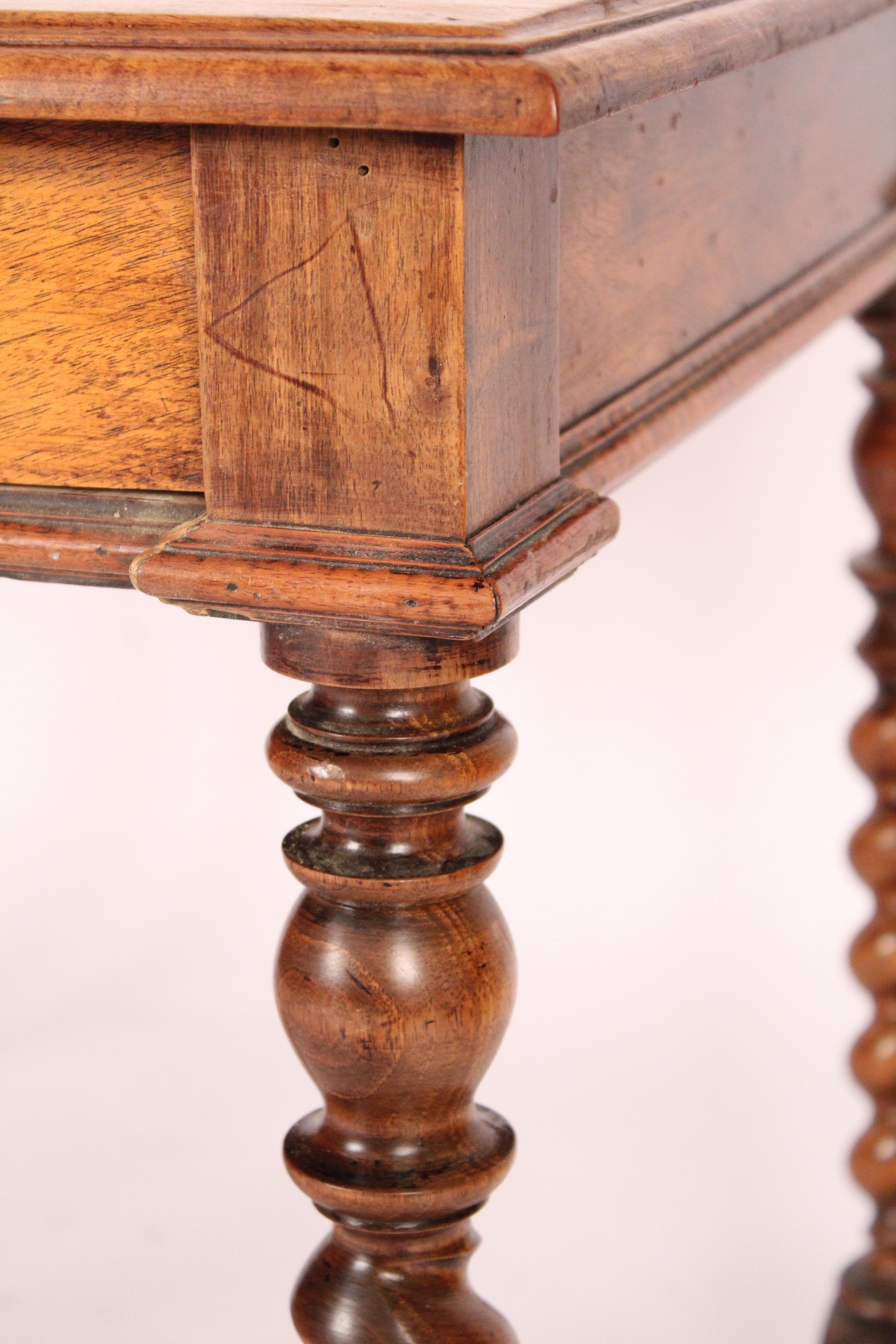 Antique Louis XIV Style Walnut Writing Table For Sale 3